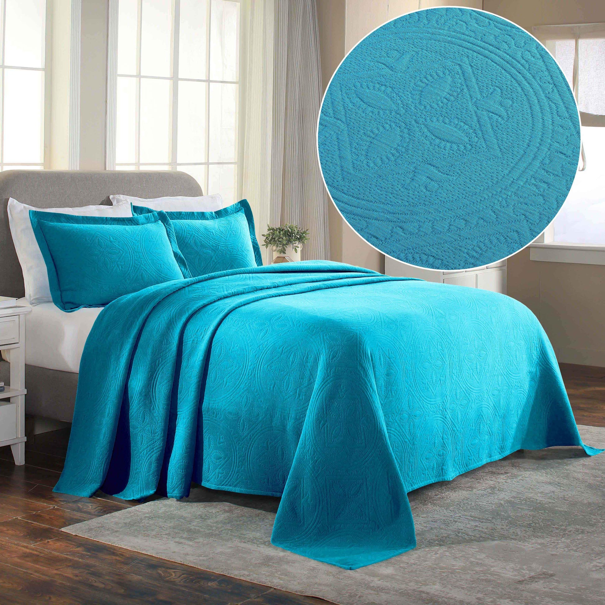 Celtic Circle Cotton Jacquard Matelasse Bedspread Set - Bedspread by Superior Brand