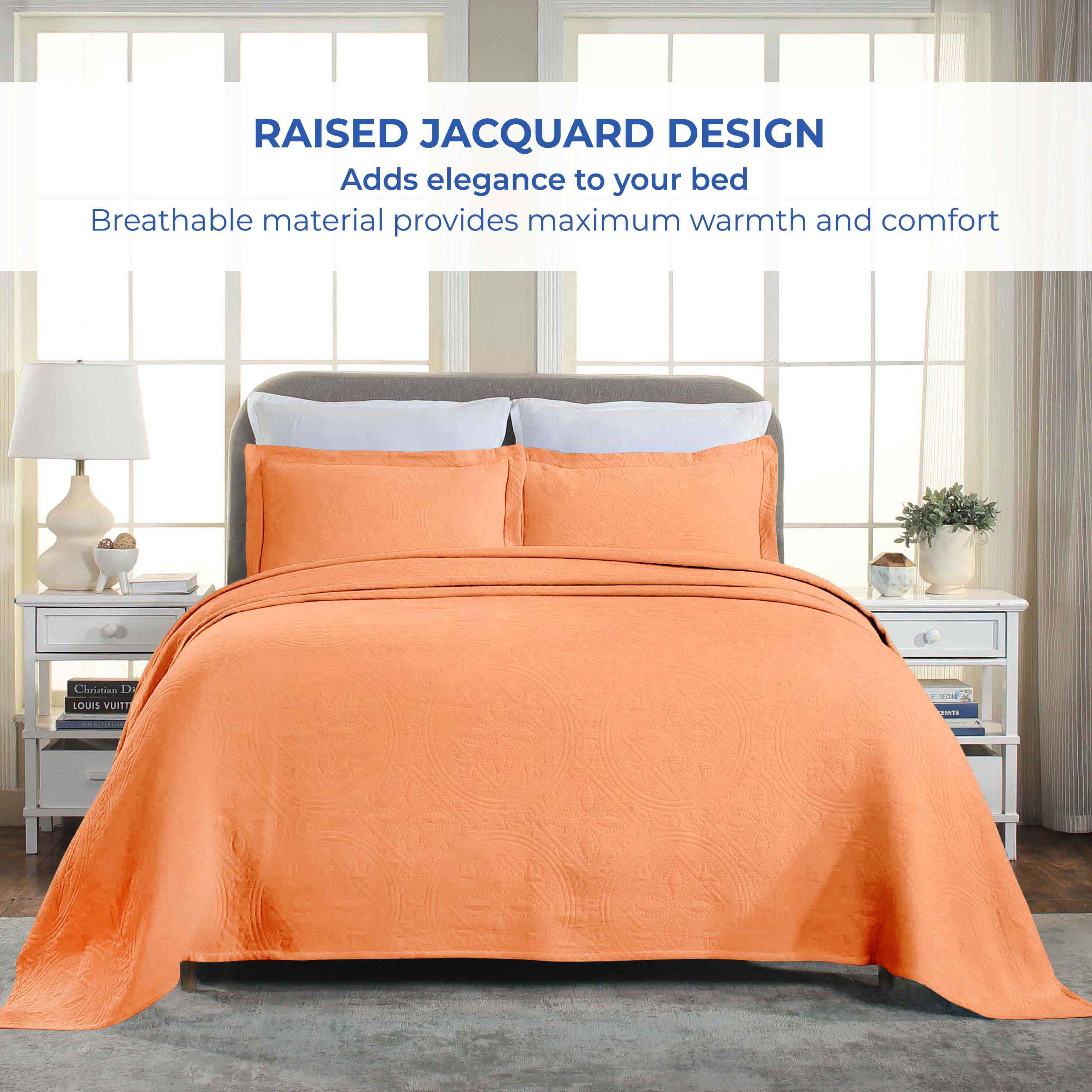 Celtic Circle Cotton Jacquard Matelasse Bedspread Set - Bedspread by Superior Brand