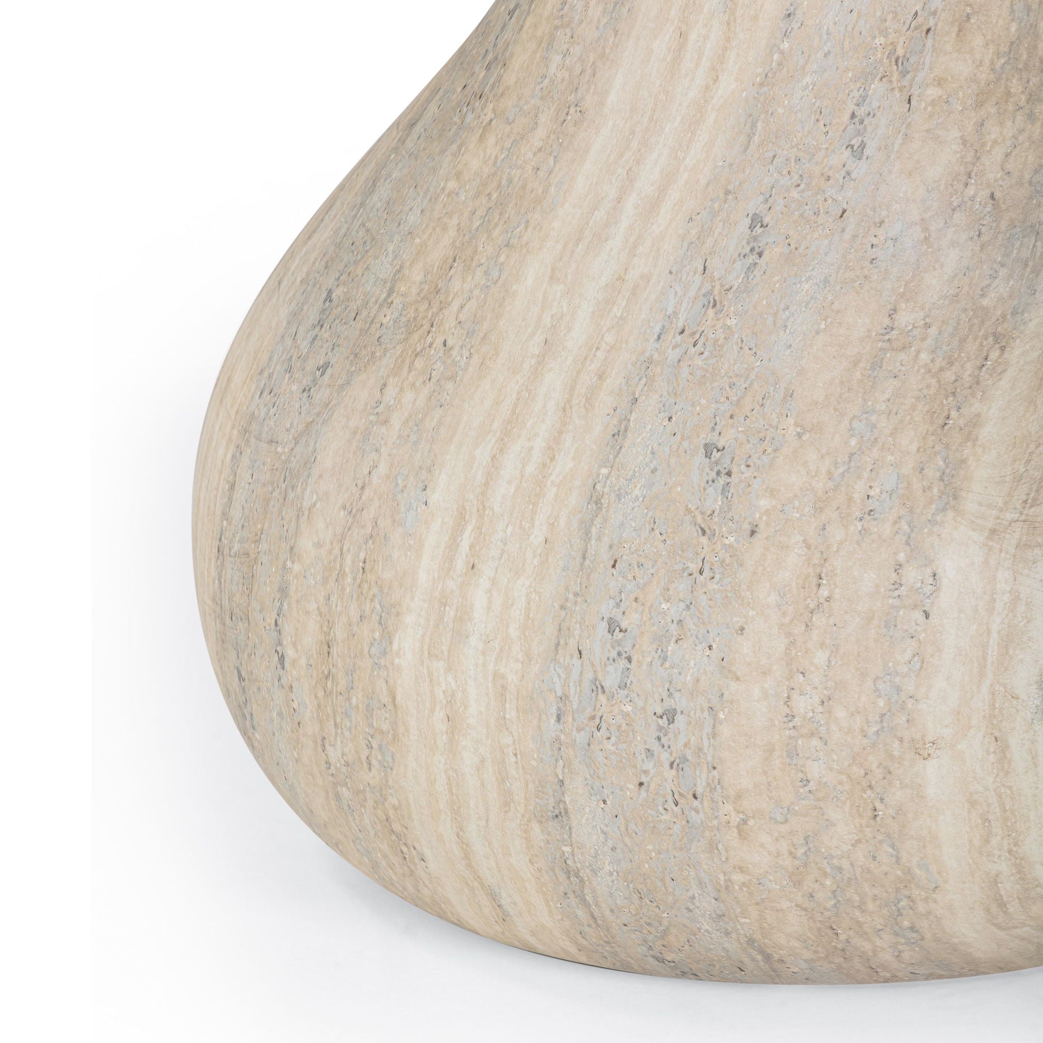 Smooch - 47" Indoor / Outdoor Round Dining Table