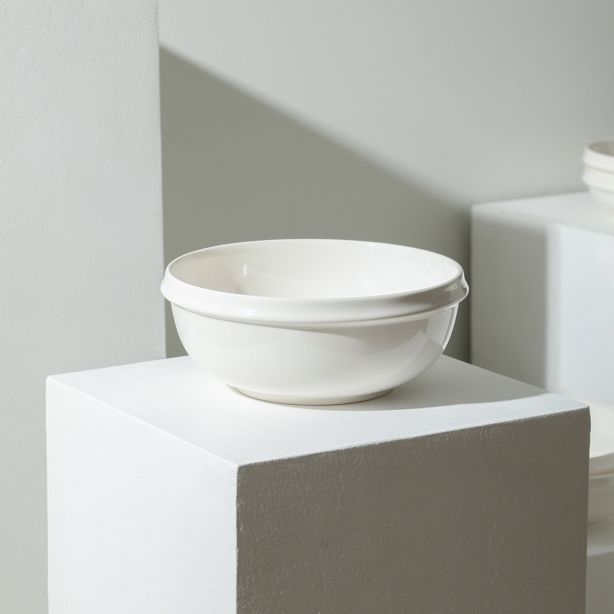 Verso Porcelain Bowl - White