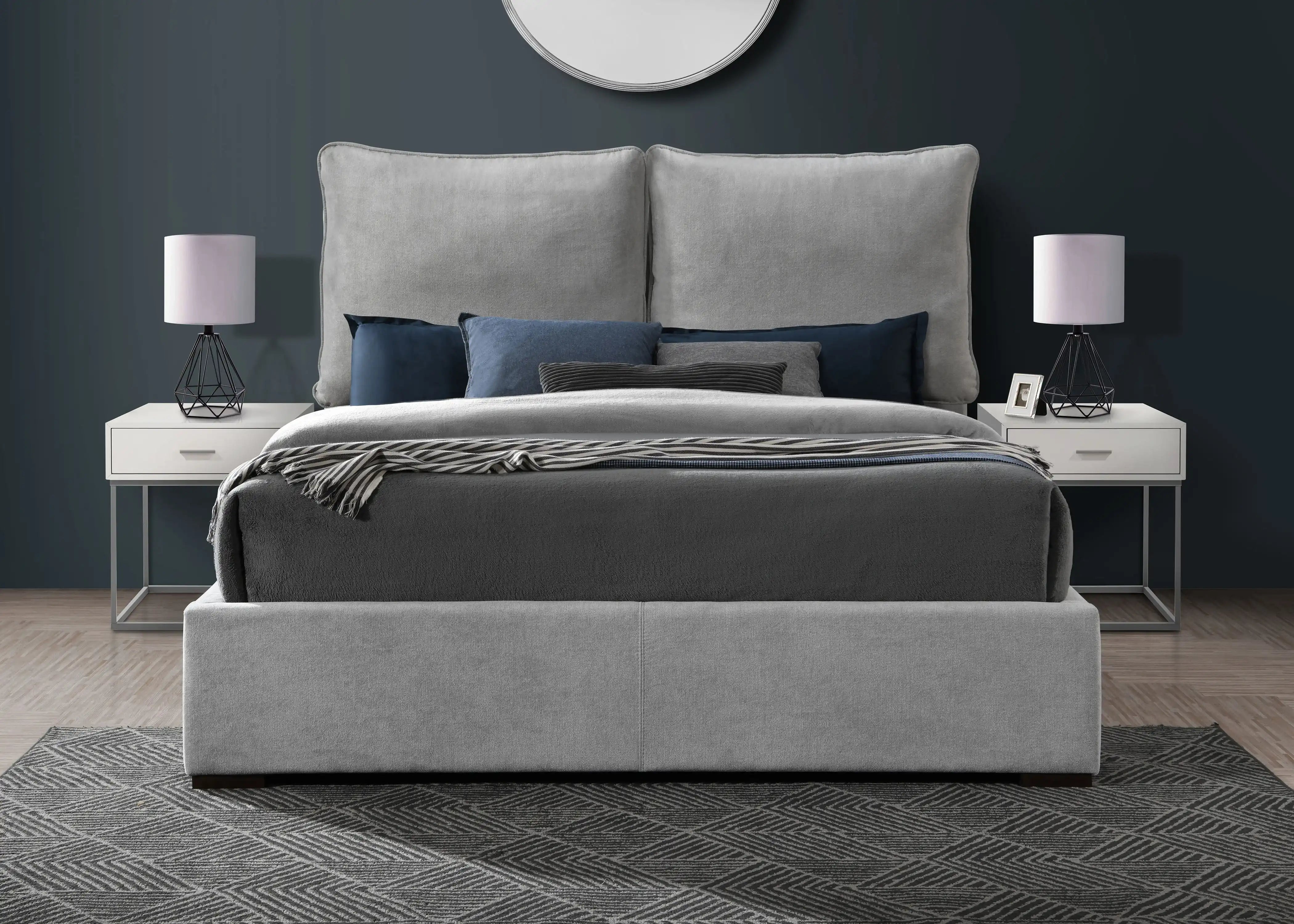 Misha - Bed