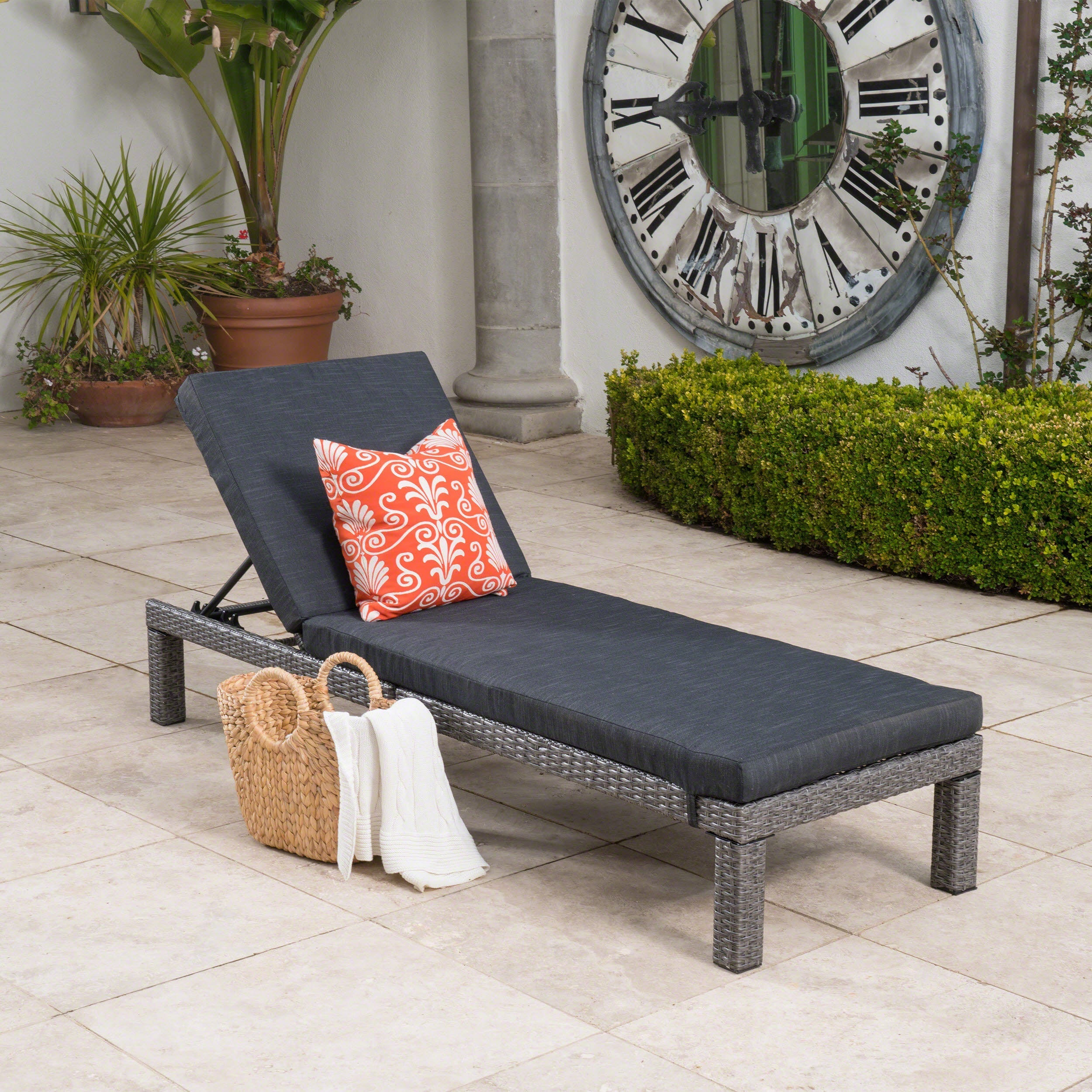 Puerta KD Chaise Lounge