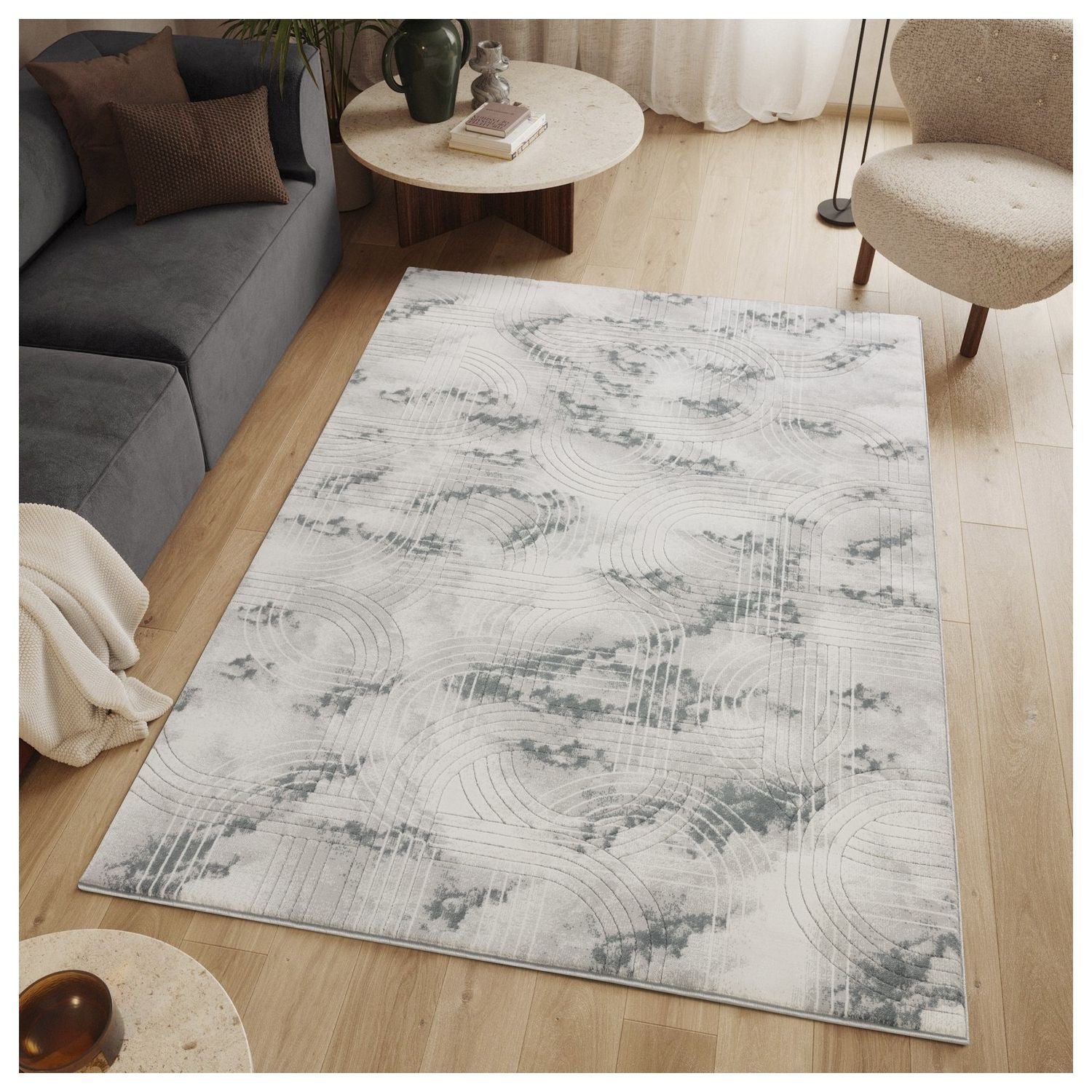 Geometrix - 5'3" X 7'3" Area Rug / Geometric 3D Effect - Ivory / Gray