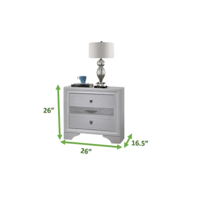 Traditional Style Queen 4 Pc Storage Bedroom Set Made with Wood in White