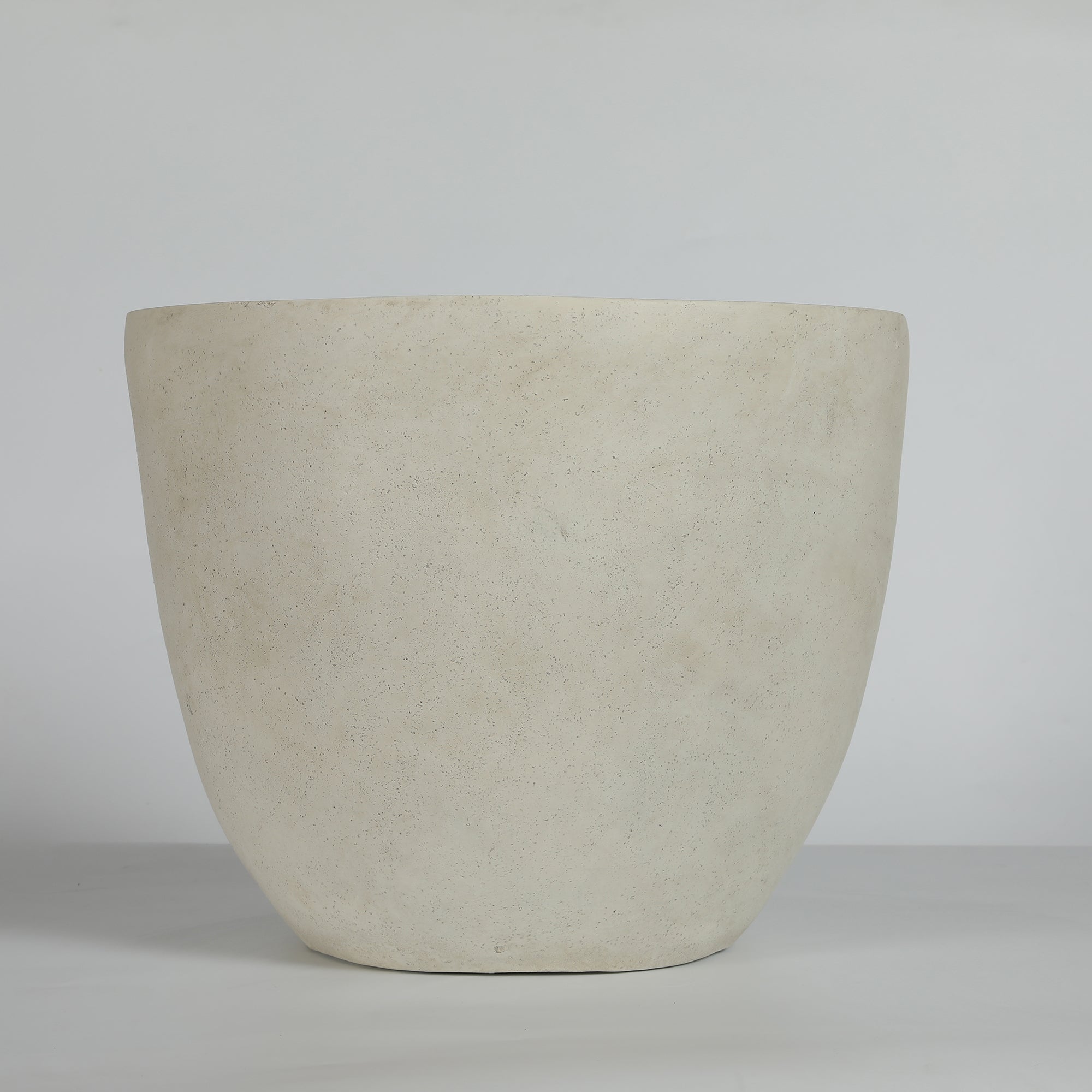 Round Concrete Planter Set of 2, Large Outdoor Indoor Handmade Rustic Decorative Planter Pots with Drainage Holes