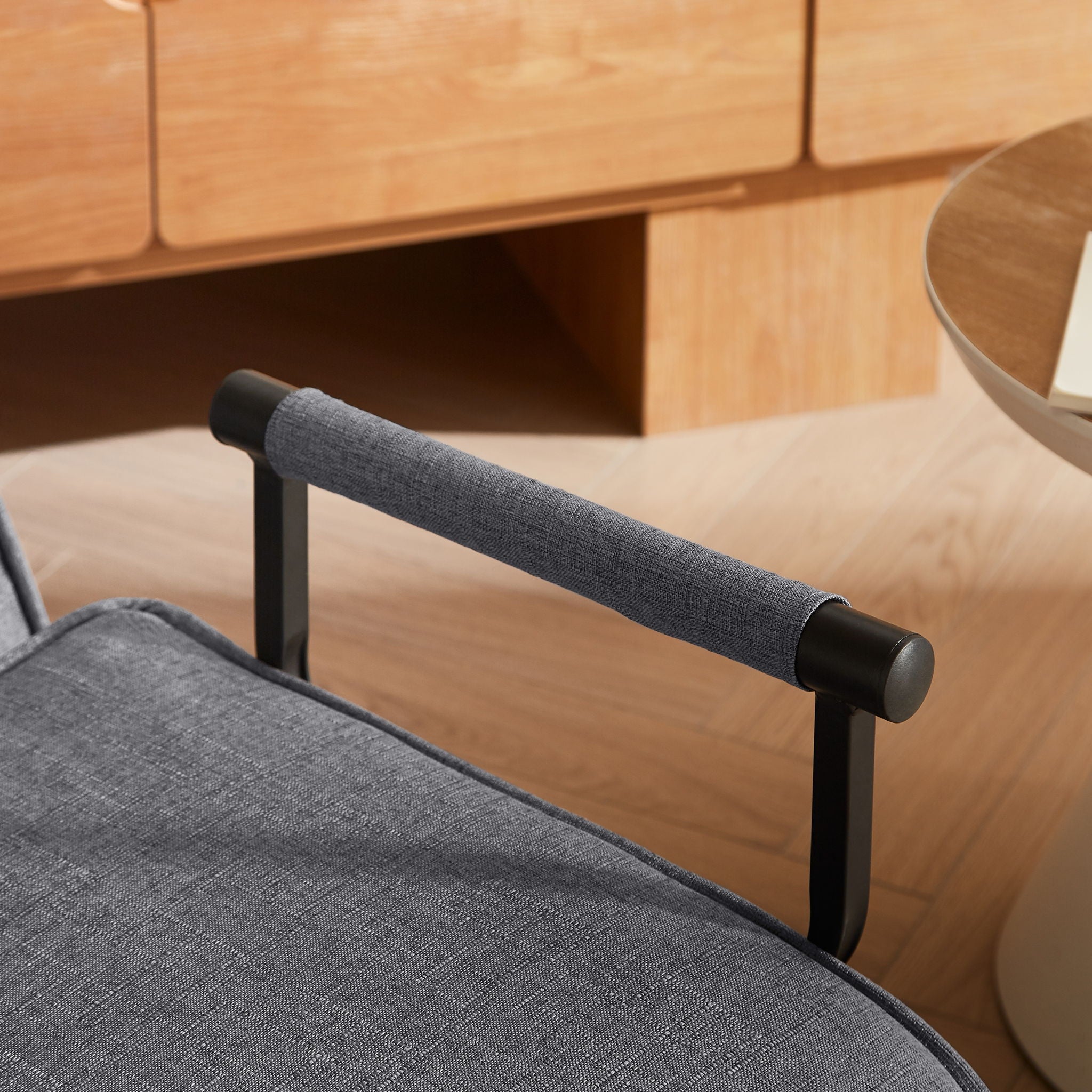 Convertible 5 In 1 Folding Chair Bed With Adjustable Backrest & Pillow Linen