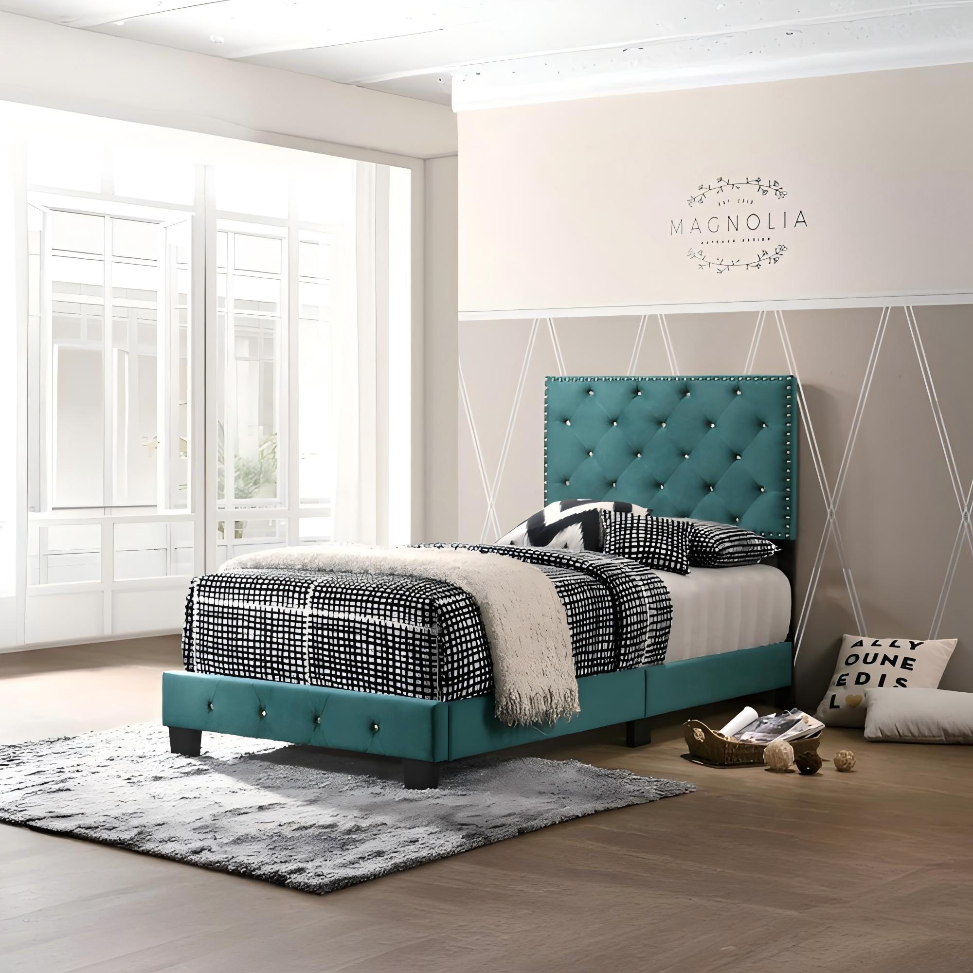 Suffolk - Bed