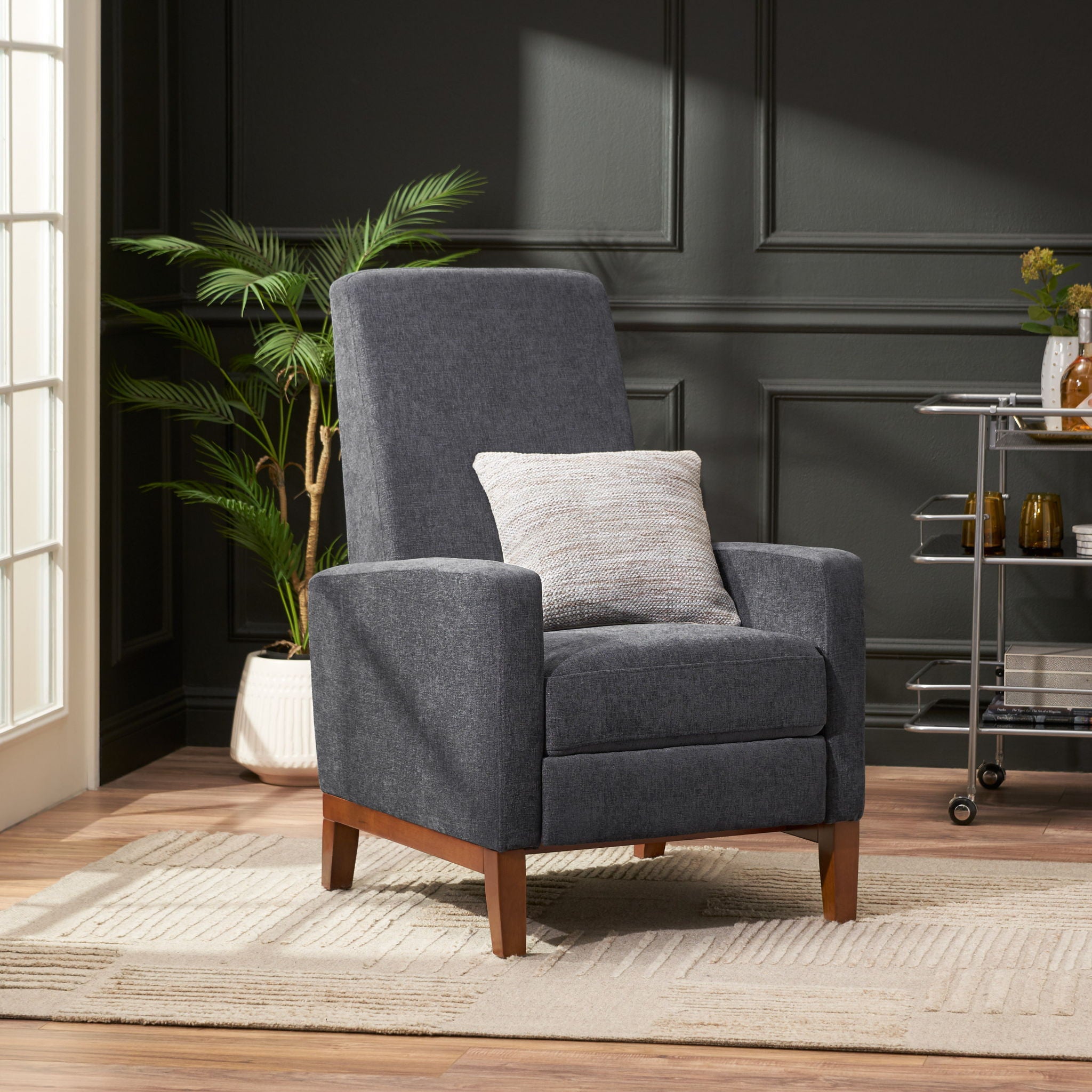 Contemporary Wide Manual Club Recliner