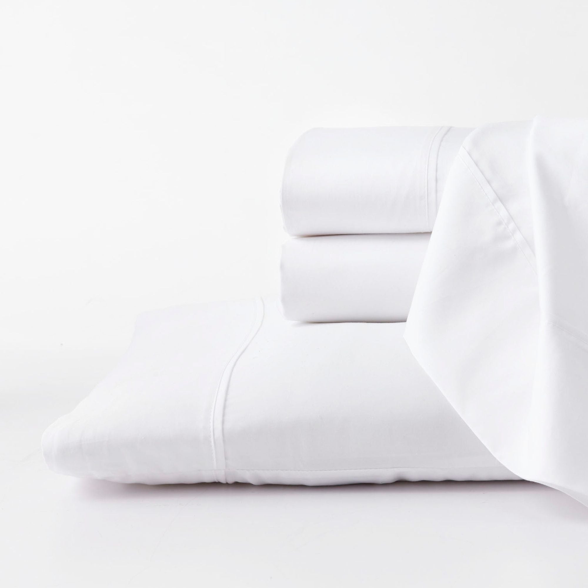 Sheet Set Luxurious Supima Cotton, Wrinkle Resistant, Breathable, With 2 Ghostgrip Band