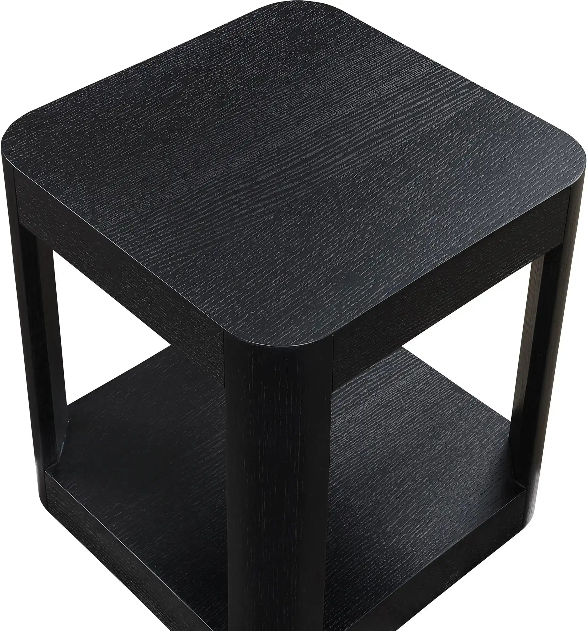 Reeves - Table