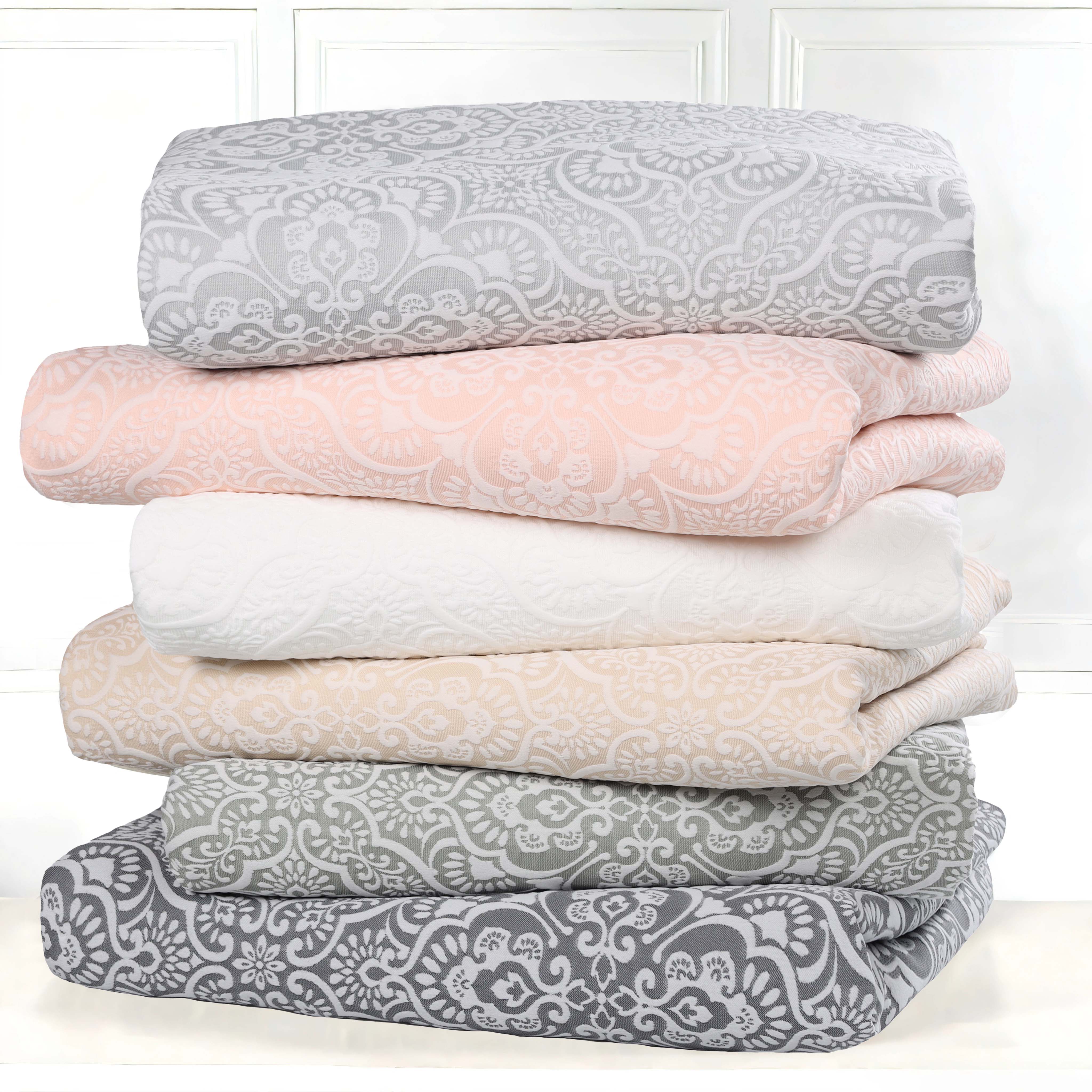 Enzy Medium Weight Floral Matelasse 3 Piece Bedspread Pillow Sham Set - Bedspread by Superior Brand