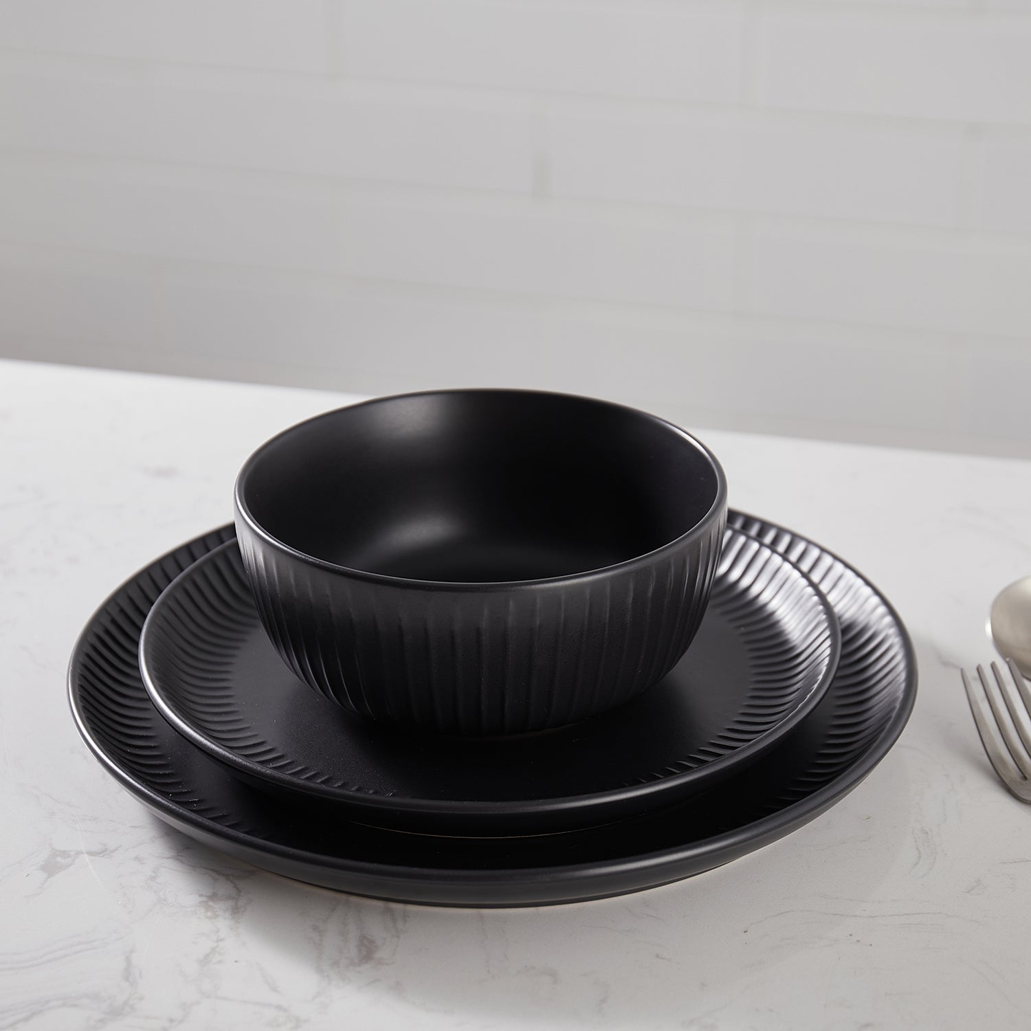 Logan Stoneware Dinnerware Set - Black