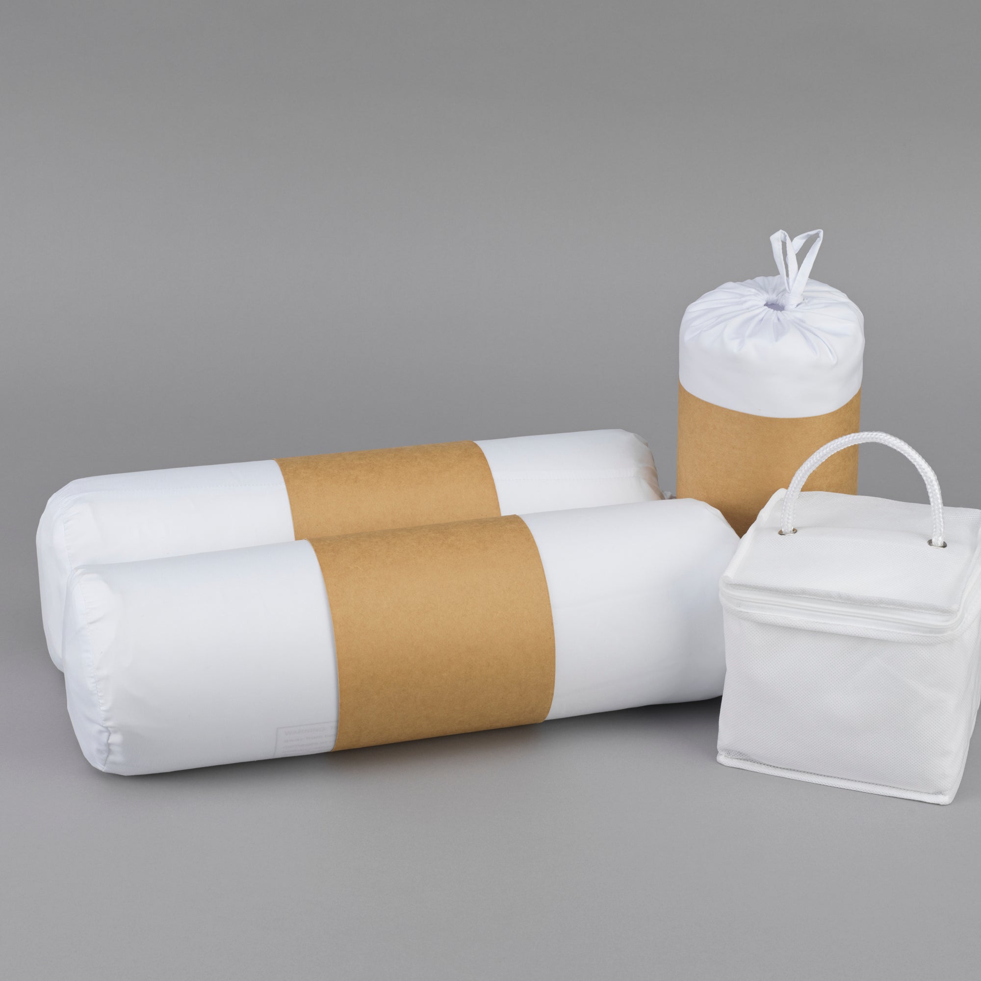 Essentials bedding bundle full: pillows, sheet set, mattress protector - Tuesday Morning - Bed Sheets