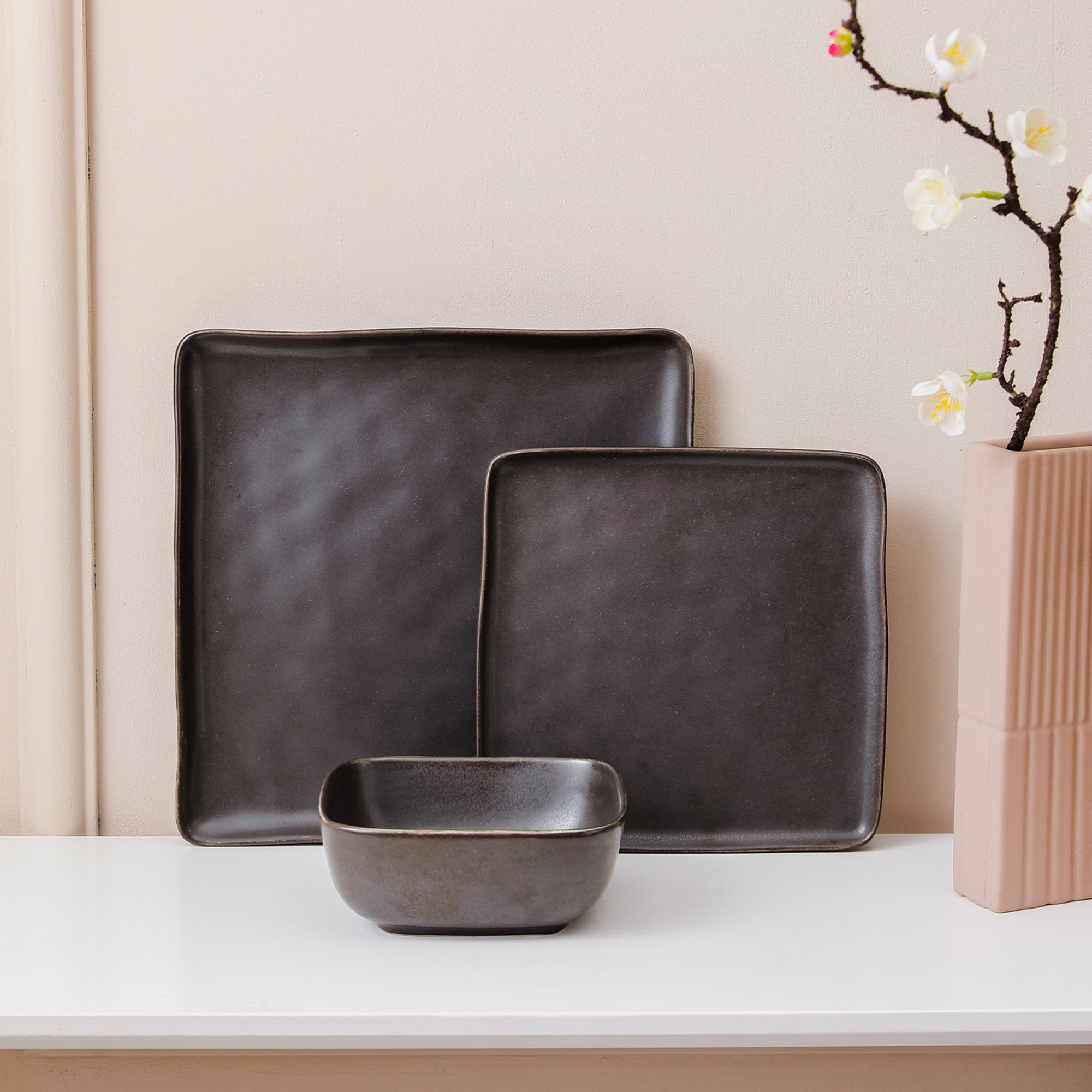 Jonny Stoneware Dinnerware Set - Brown