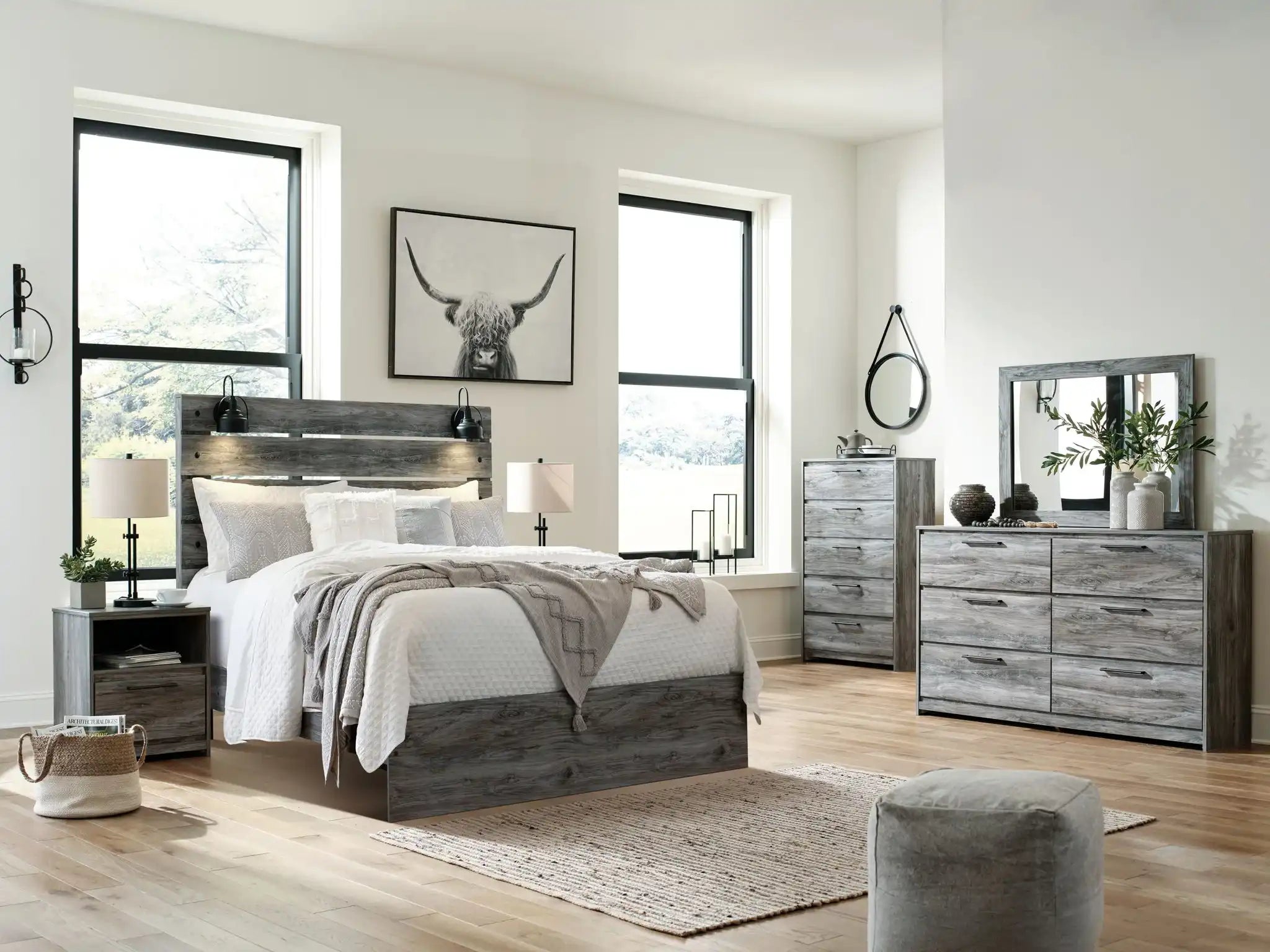 Baystorm - Six Smooth Drawer Dresser