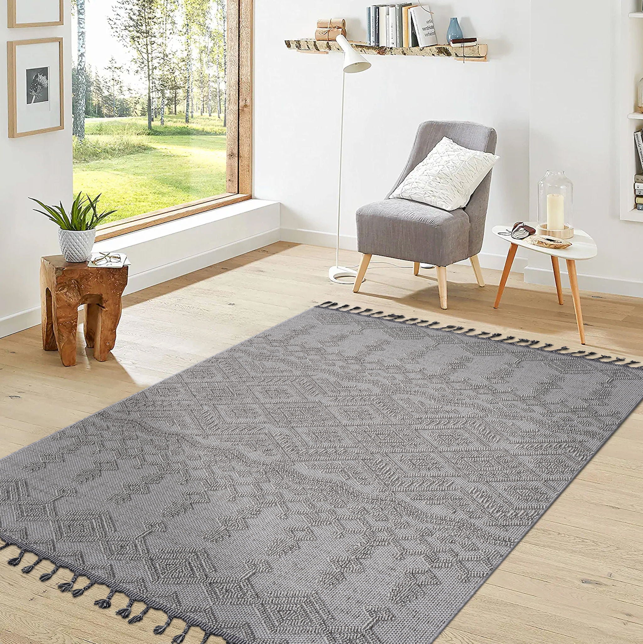 Guros - Traditional Indoor / Outdoor Rug