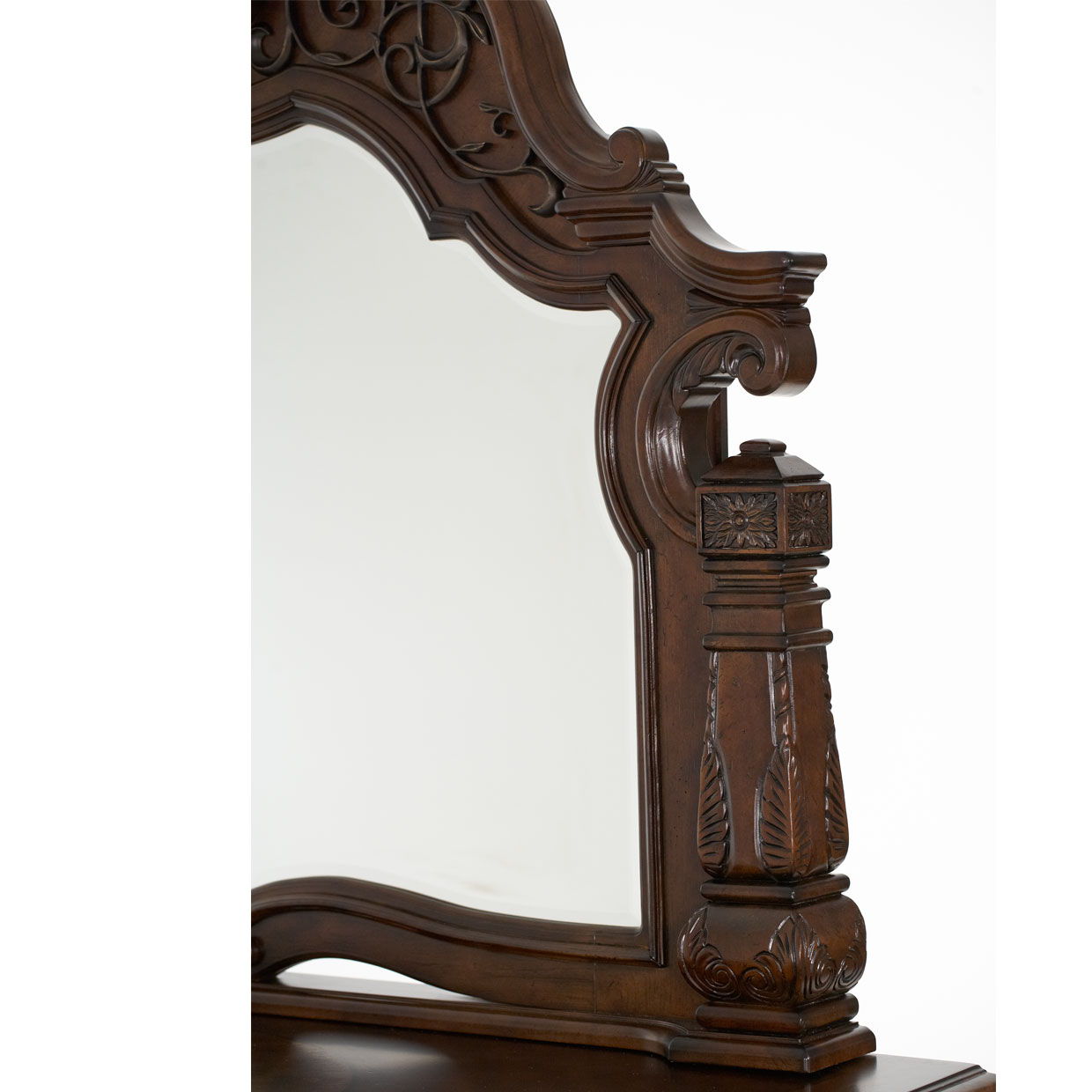 Windsor Court - Dresser, Mirror