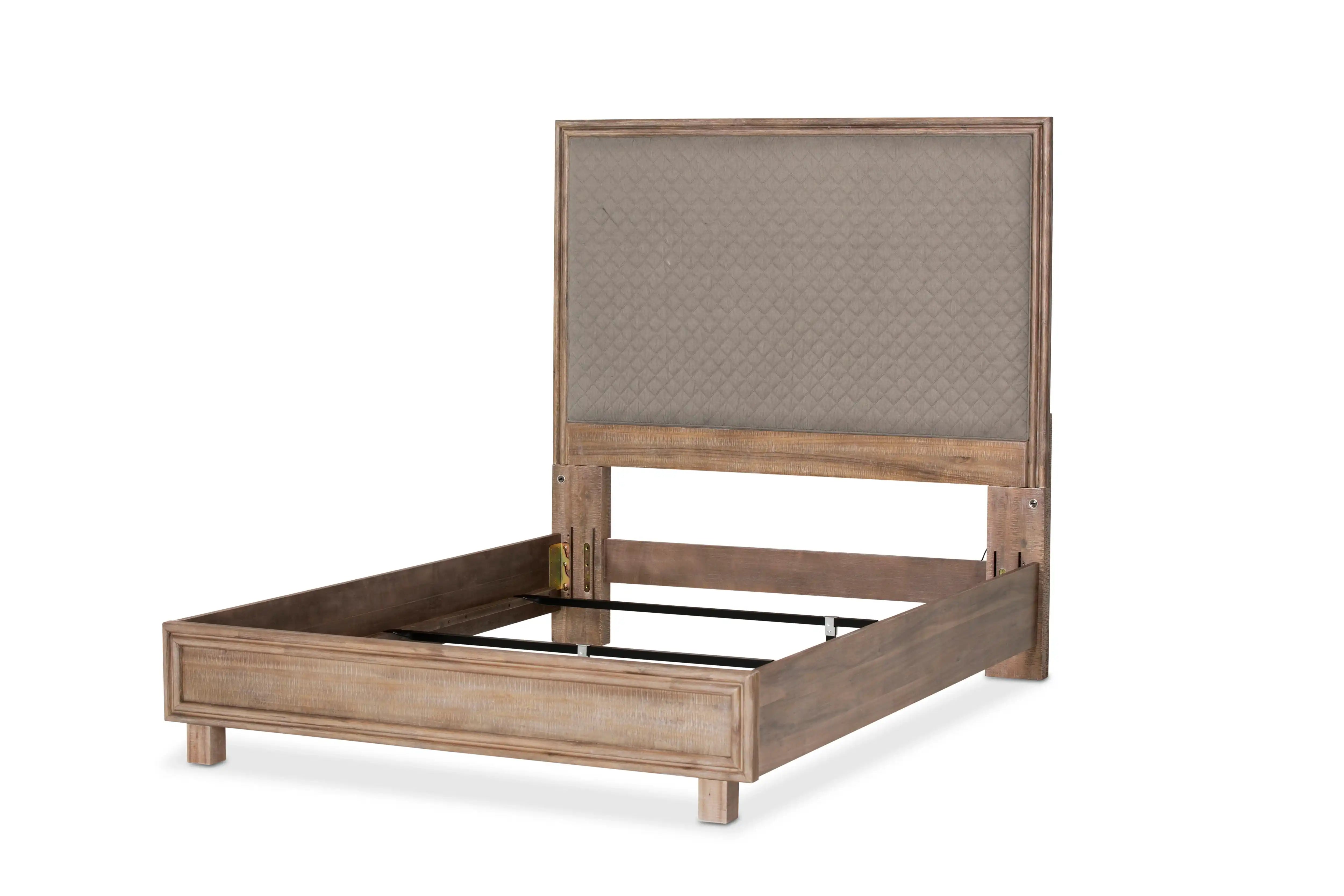 Hudson Ferry - Quilted Panel Bed
