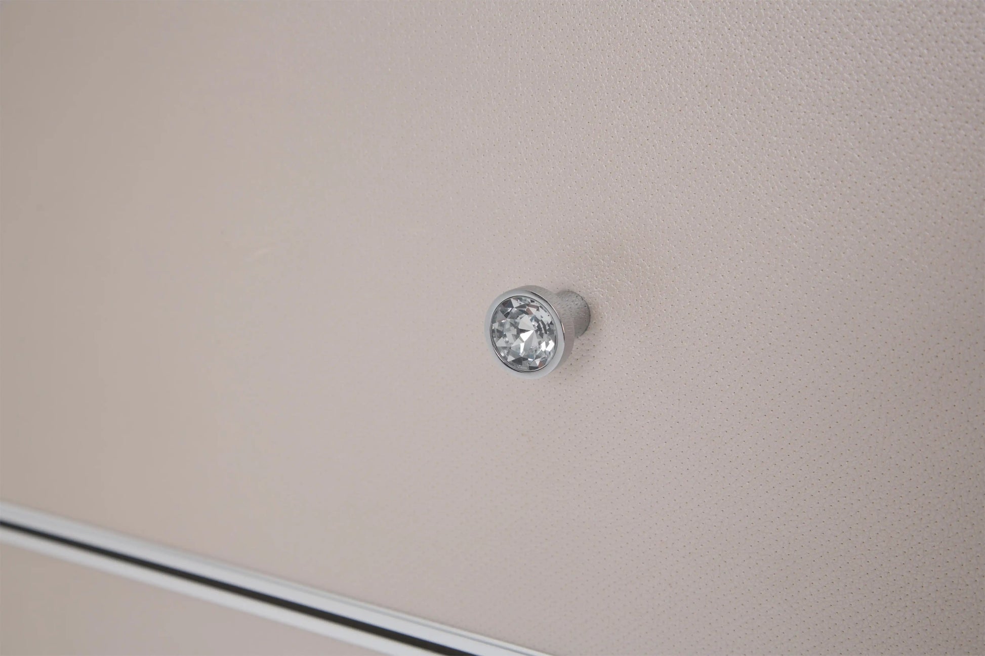 Glimmering Heights - Upholstered 5 Drawer Chest - Ivory - Best Buy Furniture