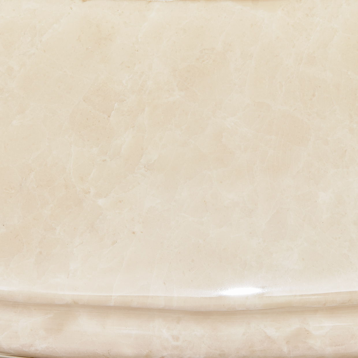 Lavelle - Round Cocktail Table - Classic Pearl