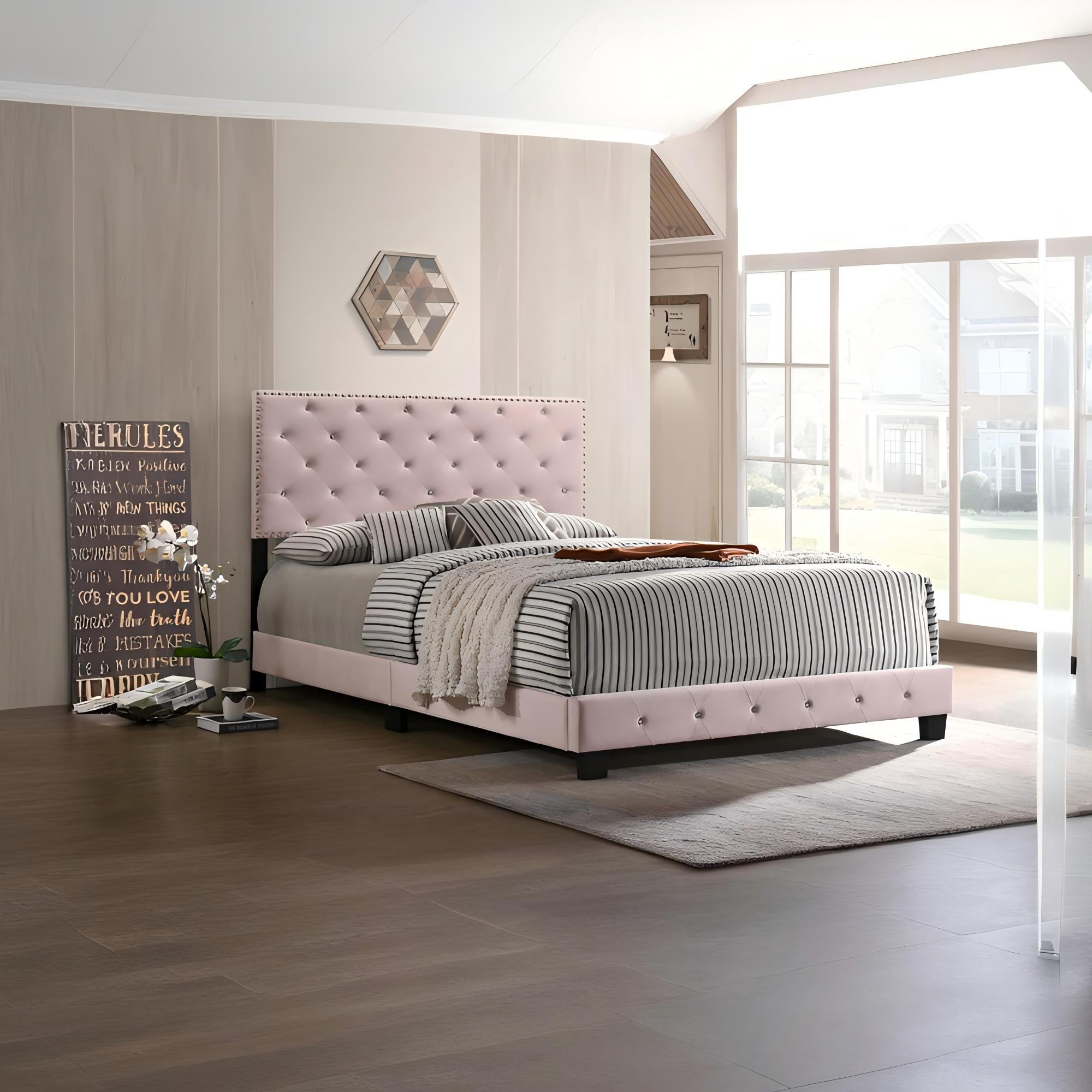 Suffolk - Bed