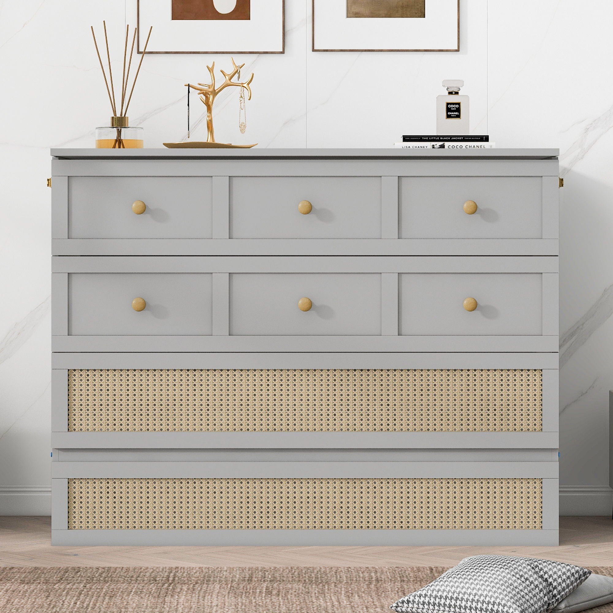 Murphy Bed With Large Drawers, Space Saving Design