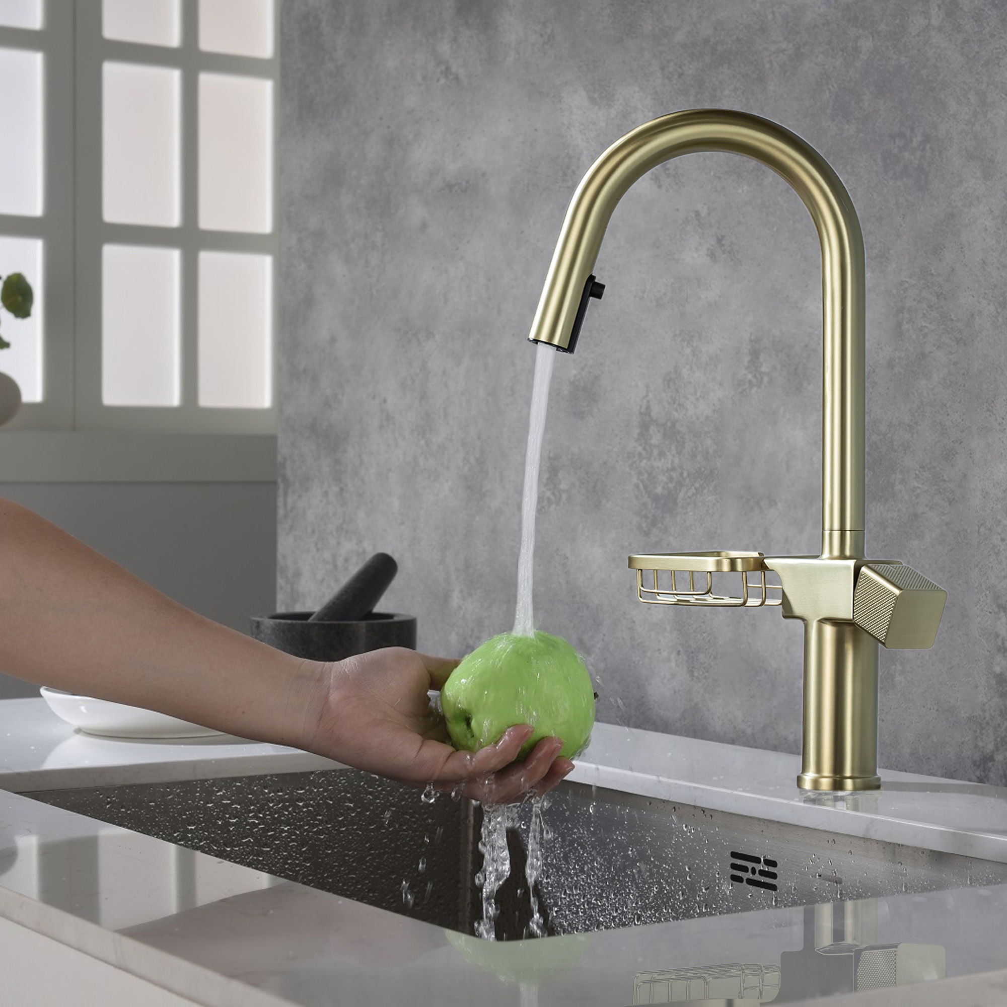Cincosky - High Arc Pull Down Kitchen Faucet, Single Hole