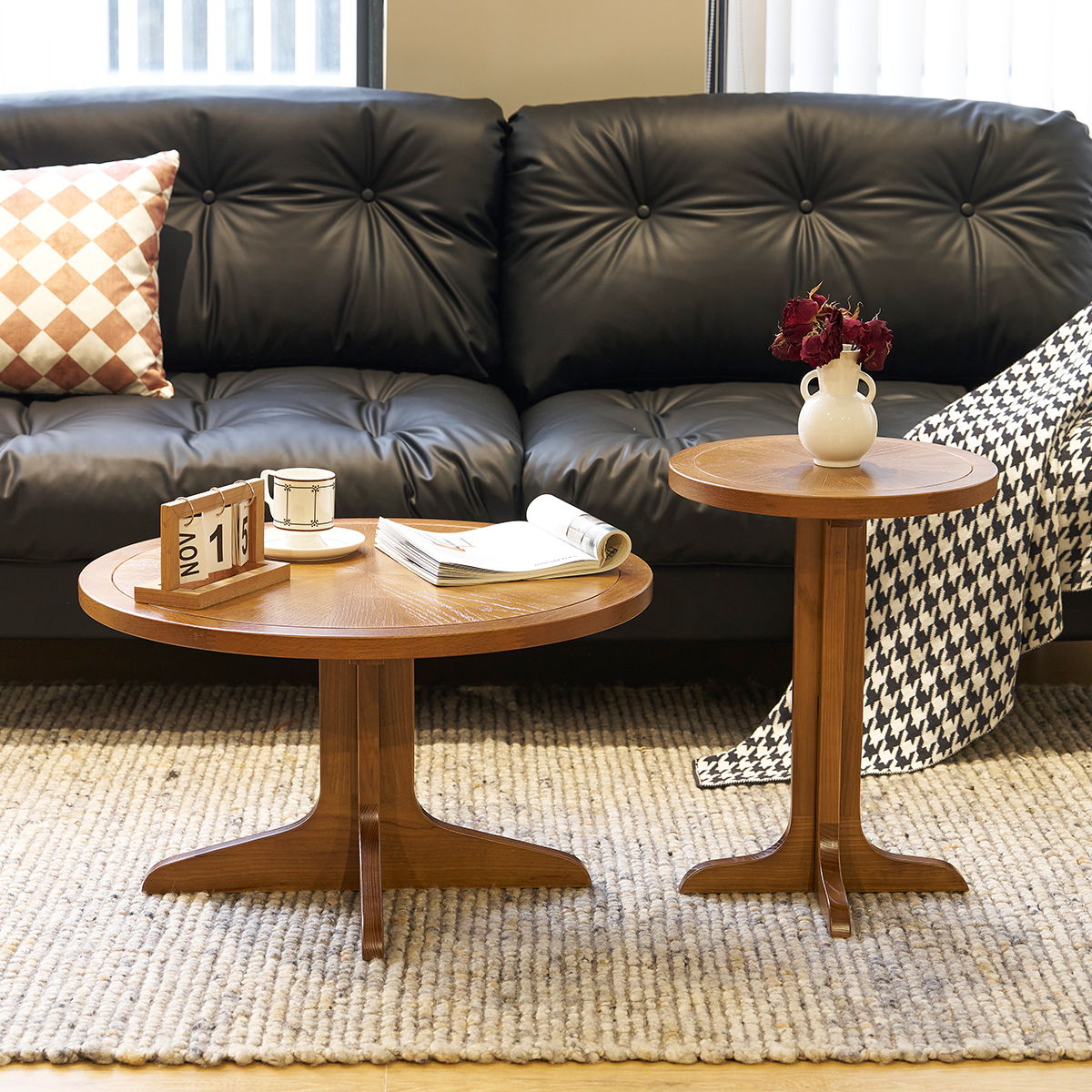 2 Piece Modern Farmhouse Living Room Coffee Table Set, Stylish And Elegant Nesting Round Wooden Table, Side End Table Set For Living Room - Brown