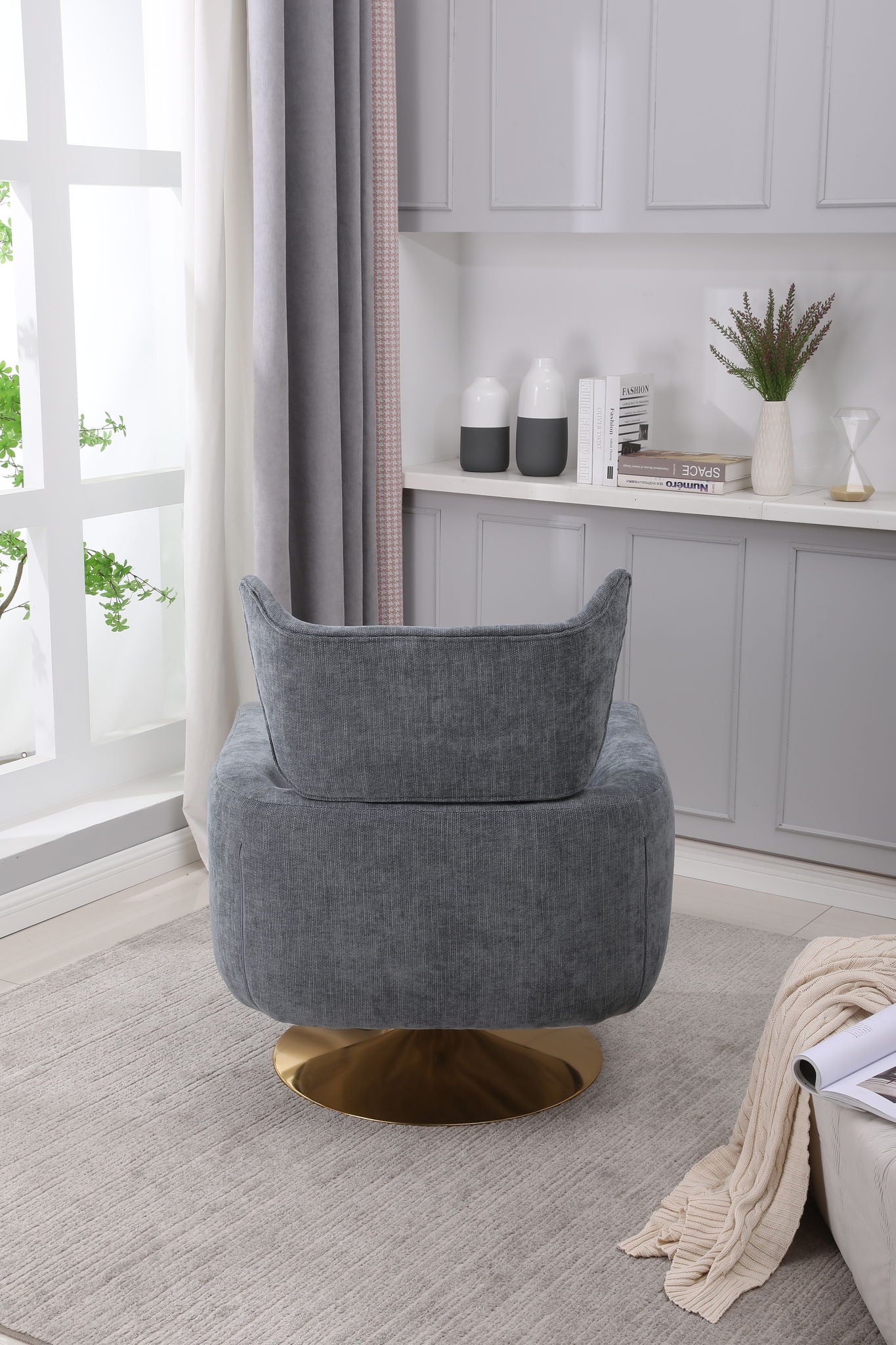 Classic Mid-Century 360 Degree Swivel Accent Chair