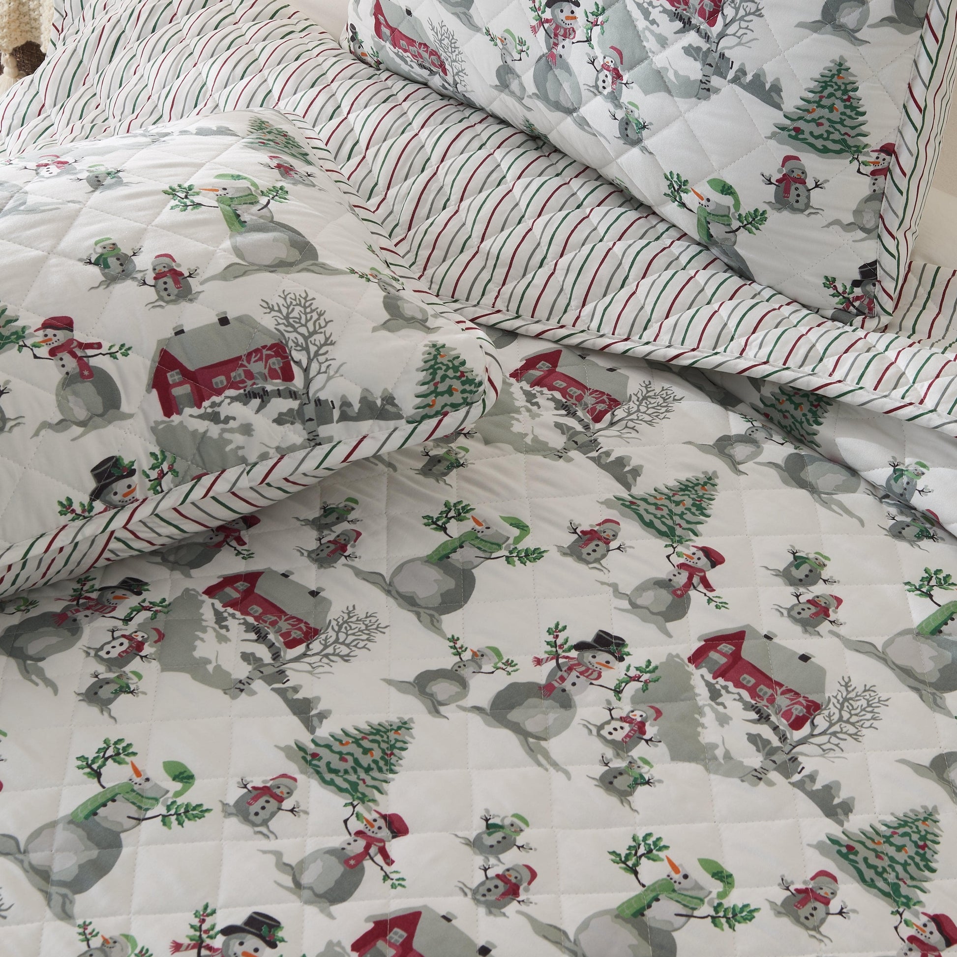 3 Piece Holiday Printed Quilt - Alfie Collection - Best Buy Furniture