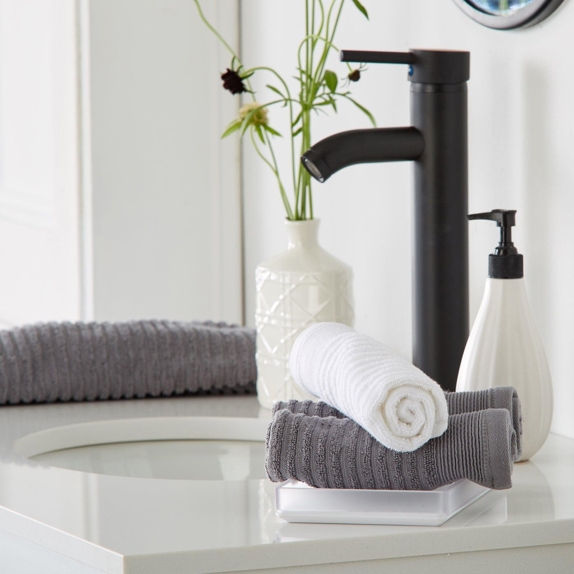 4 Pack Ribbed Hand Towels - Rori Collection - Best Buy Furniture