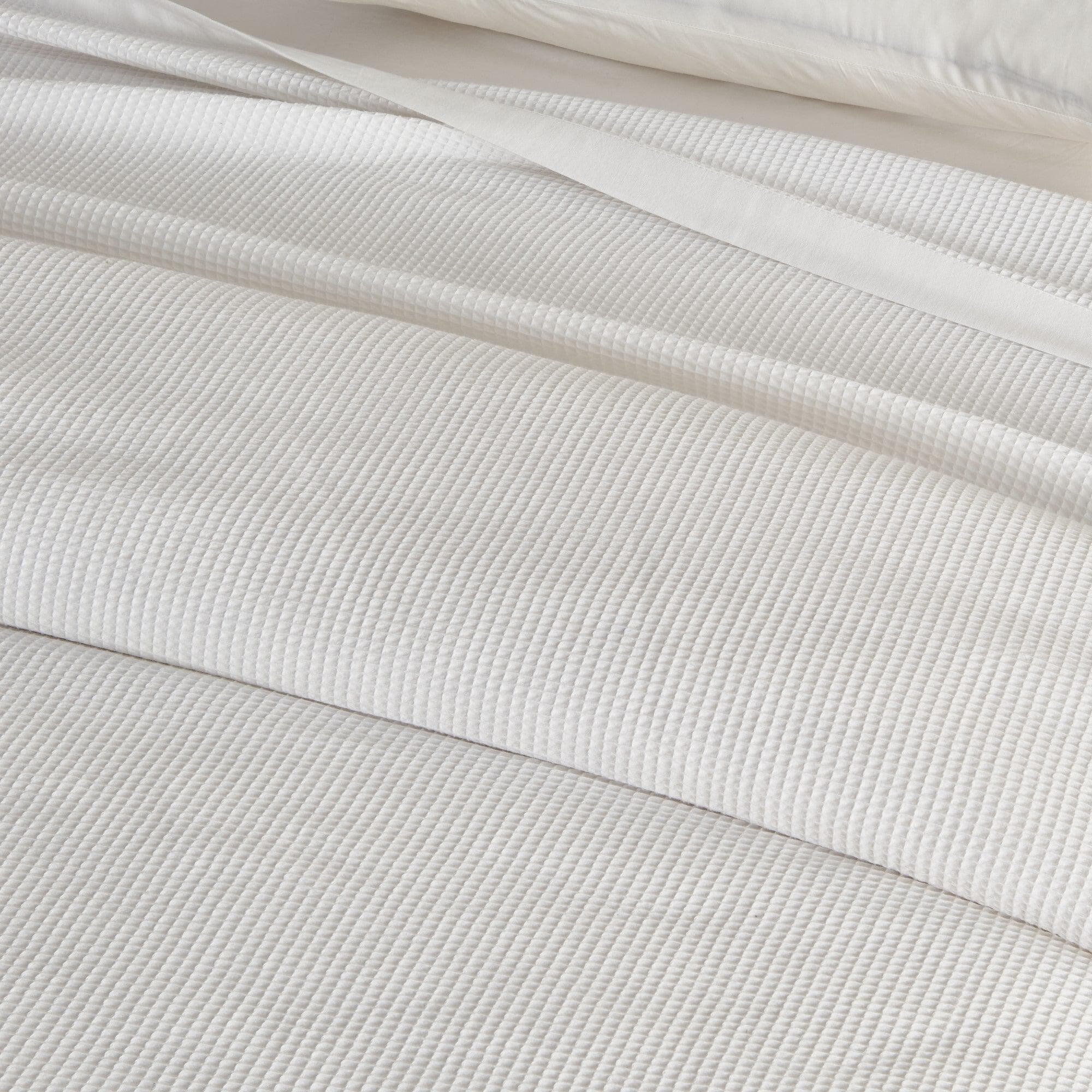 100% Cotton Small Waffle Weave Blanket - Hazel Collection - Best Buy Furniture