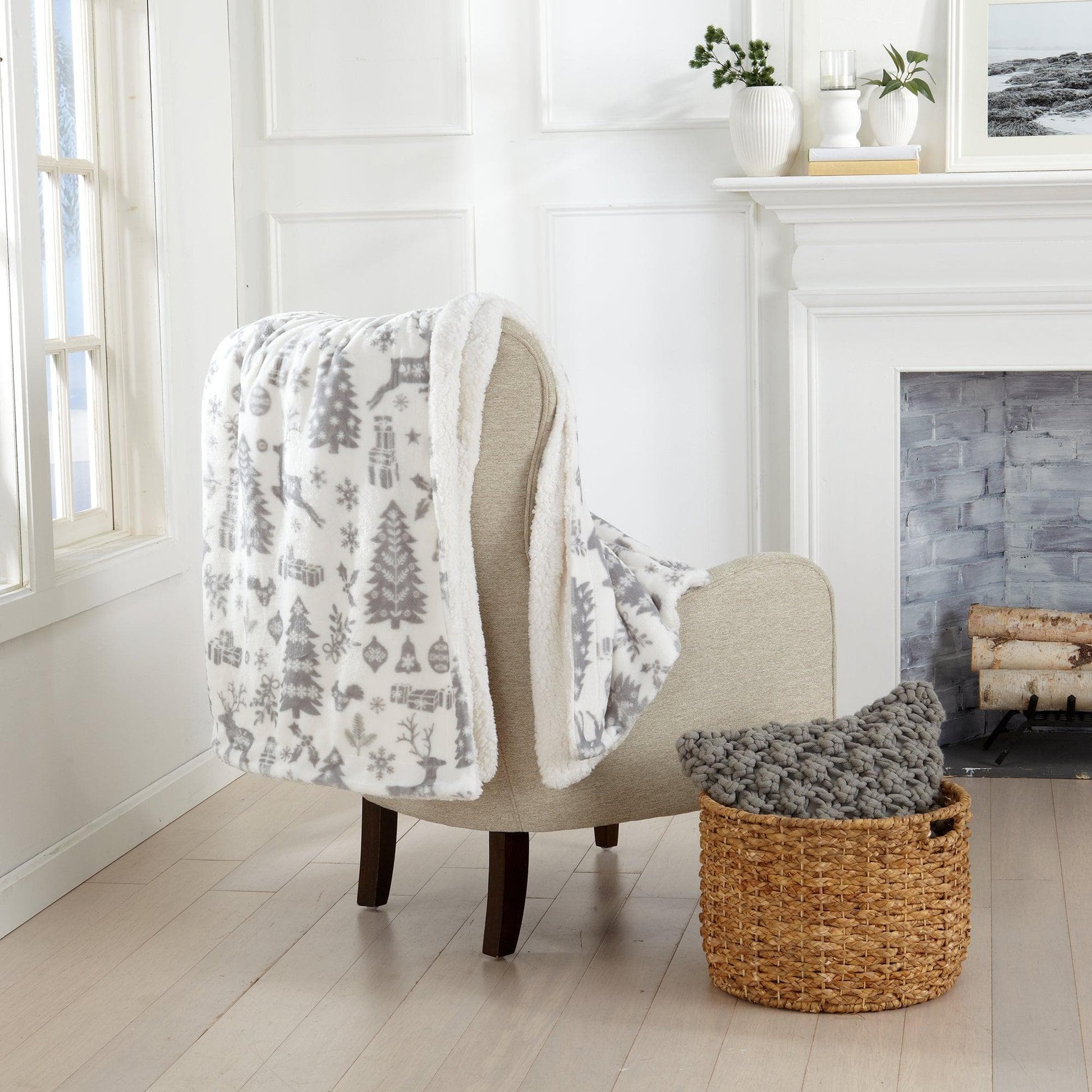 Sherpa Throw Blanket - Eve Collection - Best Buy Furniture