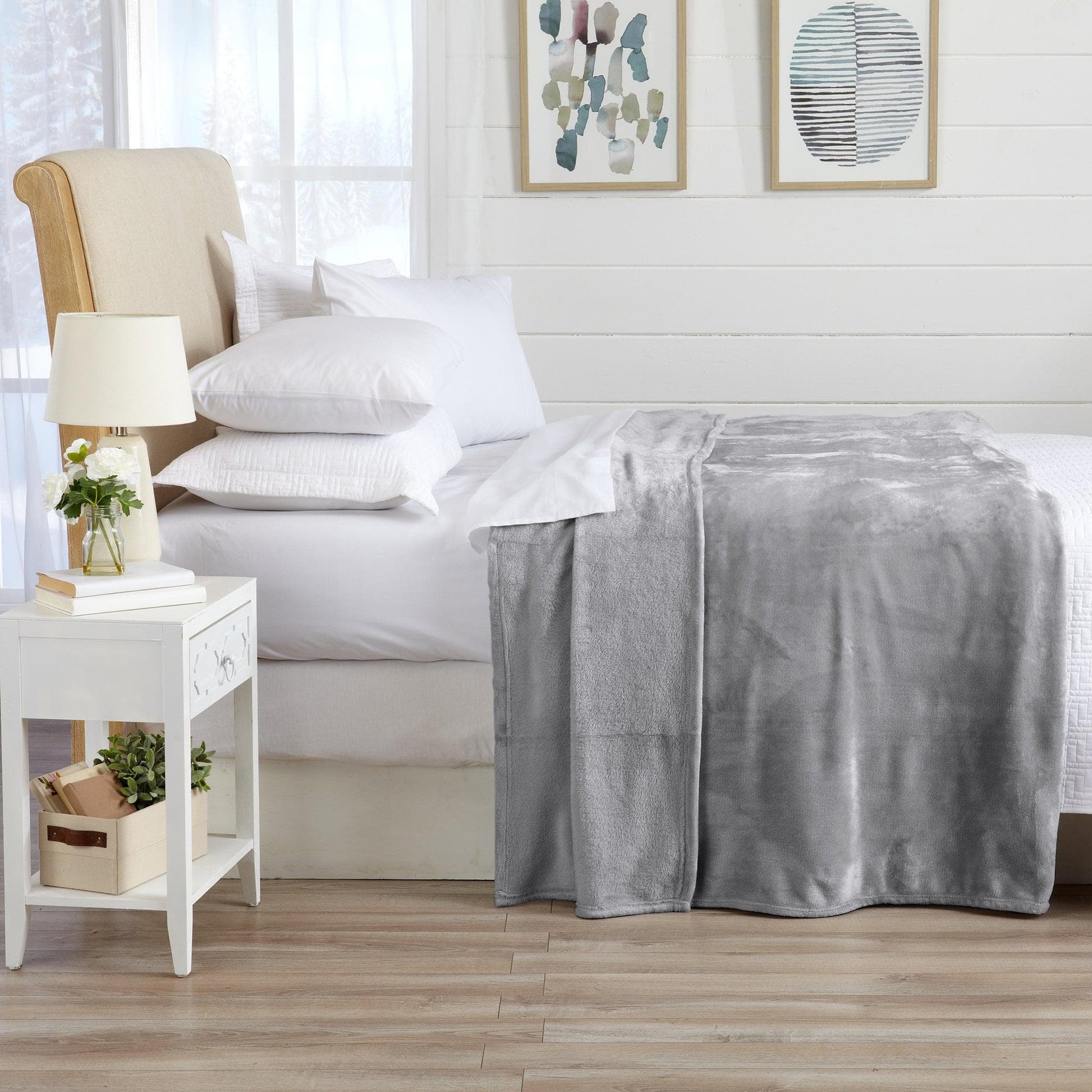 Velvet Plush Blanket - Avianna Collection - Best Buy Furniture
