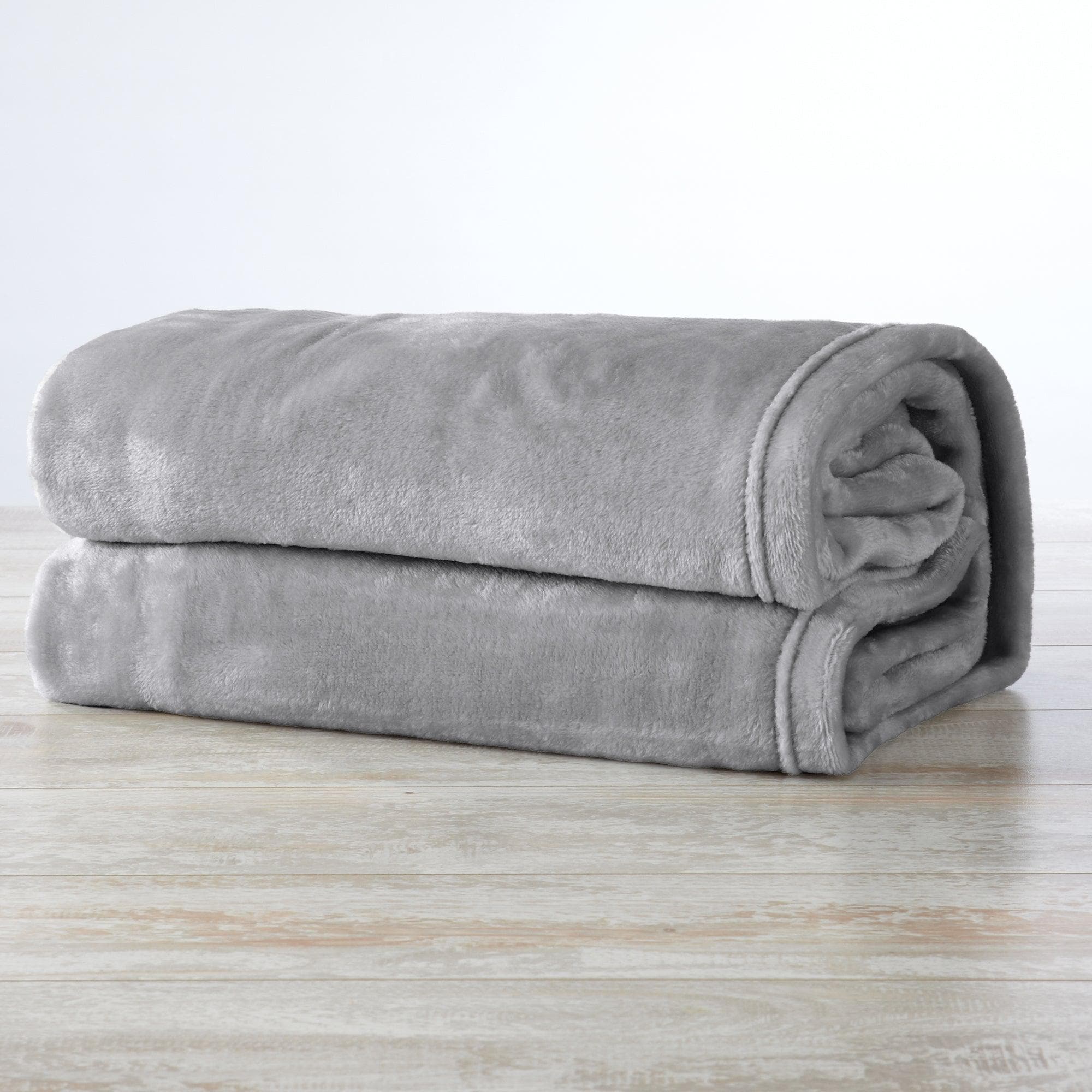 Velvet Plush Blanket - Avianna Collection - Best Buy Furniture