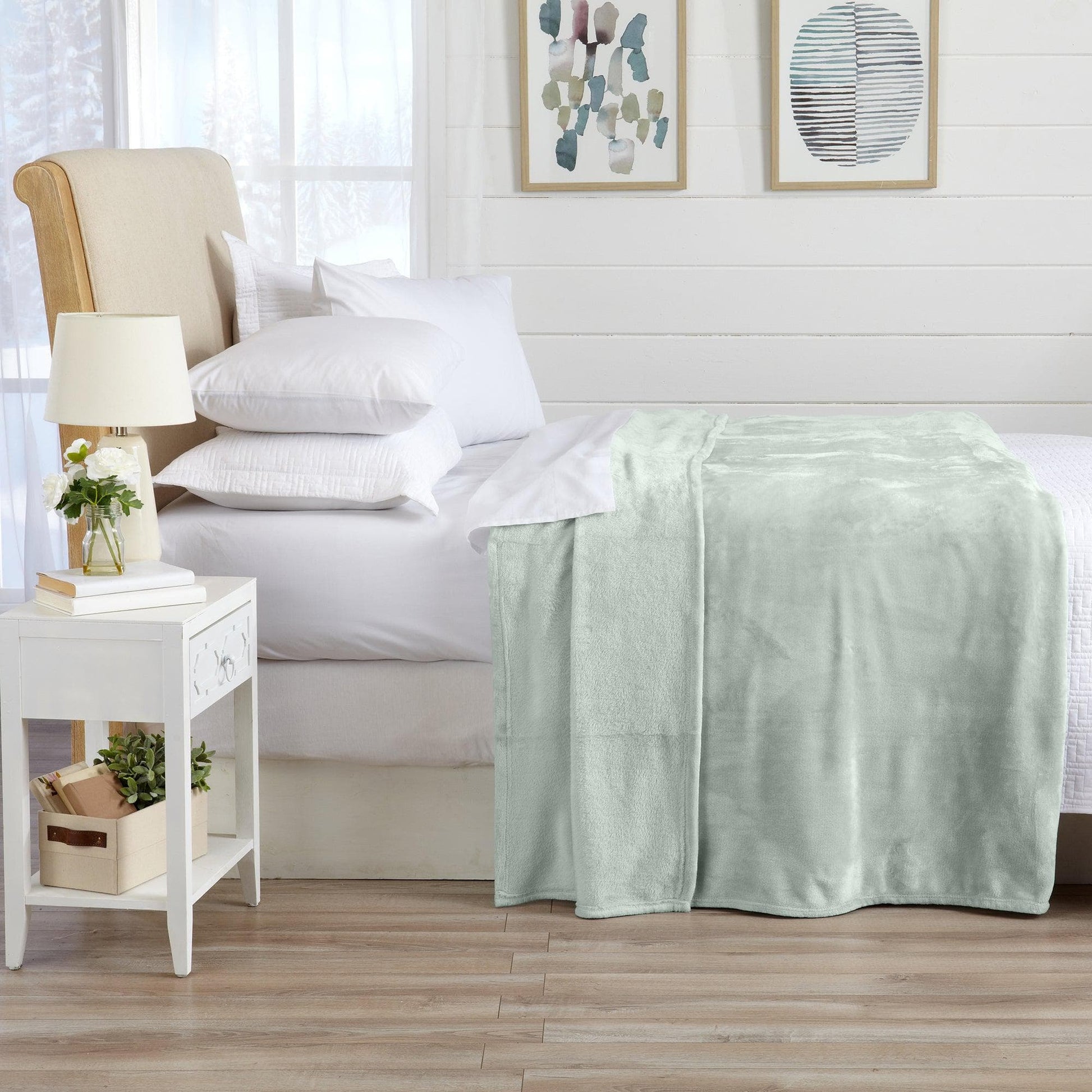 Velvet Plush Blanket - Avianna Collection - Best Buy Furniture
