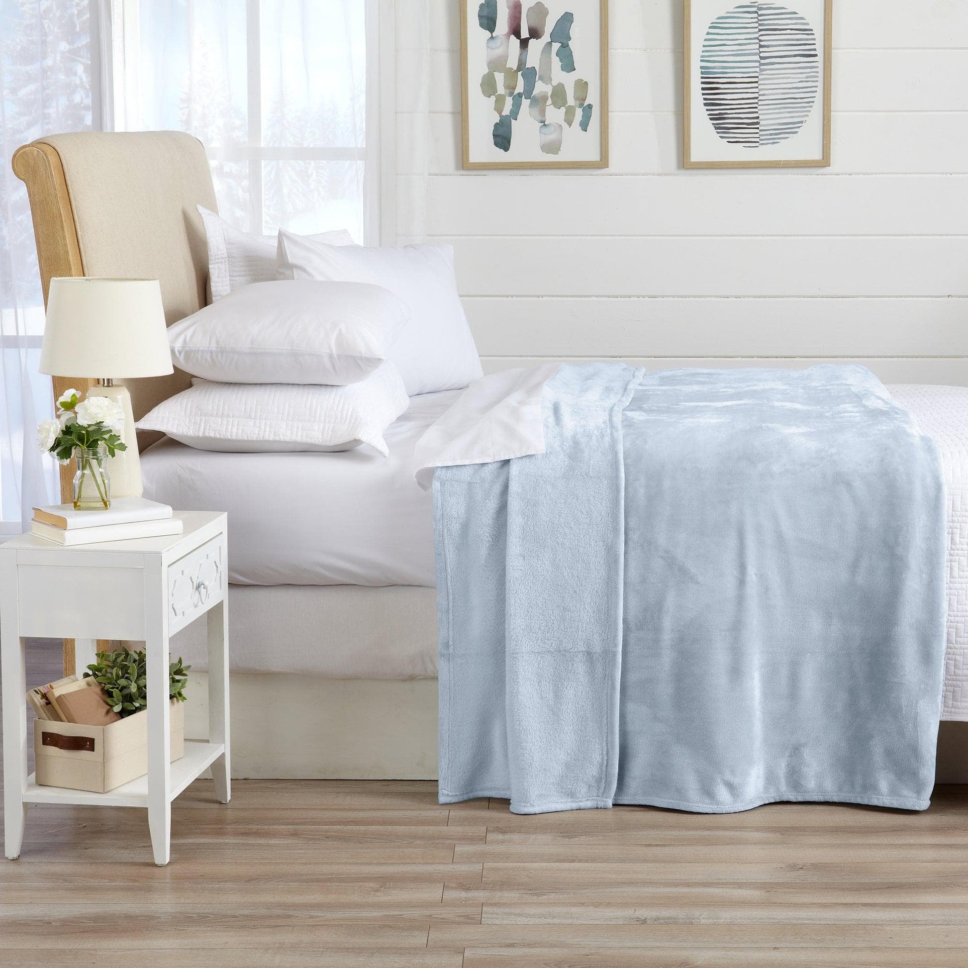 Velvet Plush Blanket - Avianna Collection - Best Buy Furniture