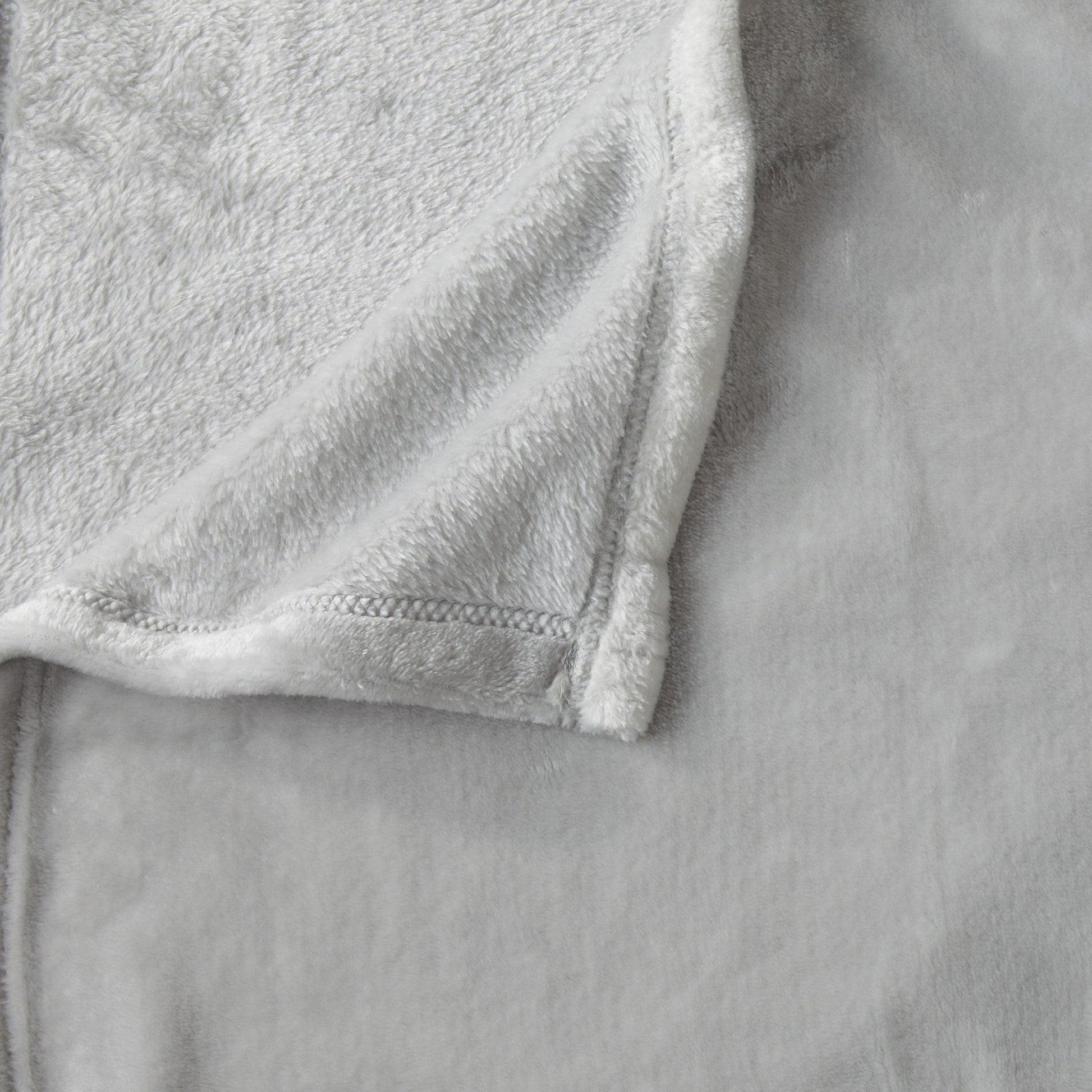 Velvet Plush Blanket - Avianna Collection - Best Buy Furniture