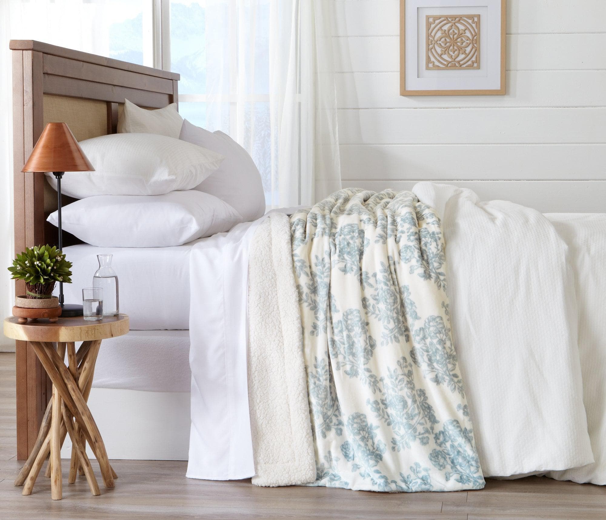 Velvet Plush Sherpa Luxury Bed Blanket - Cielo Collection - Best Buy Furniture