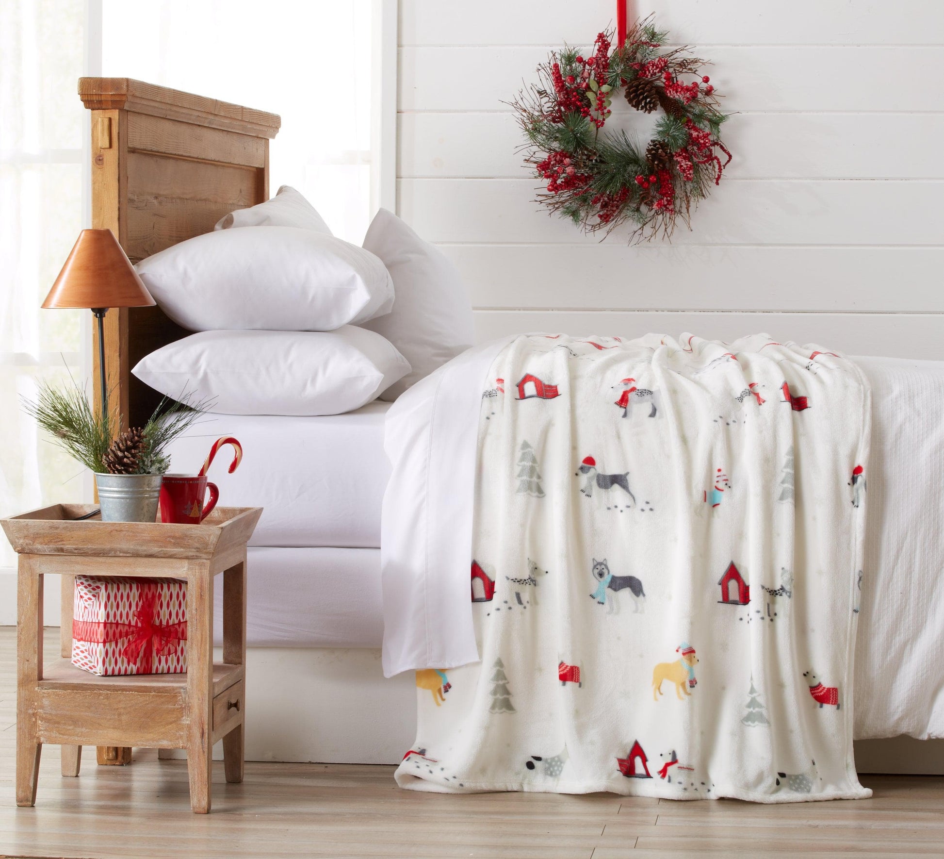 Velvet Throw Blanket - Pearl Collection - Best Buy Furniture