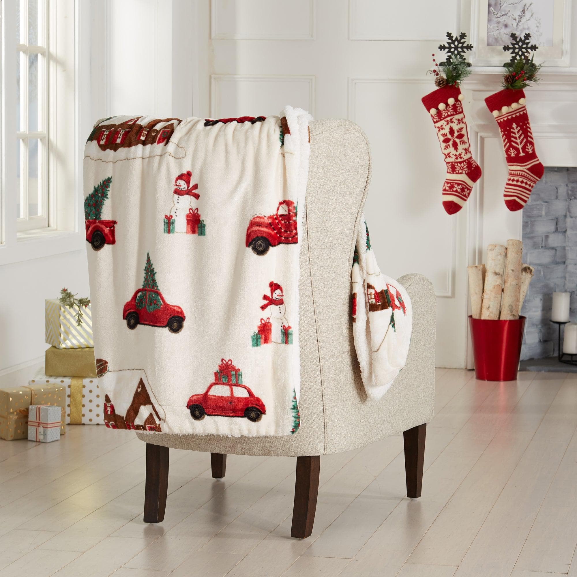 Holiday Sherpa Throw - Esmay Collection - Best Buy Furniture