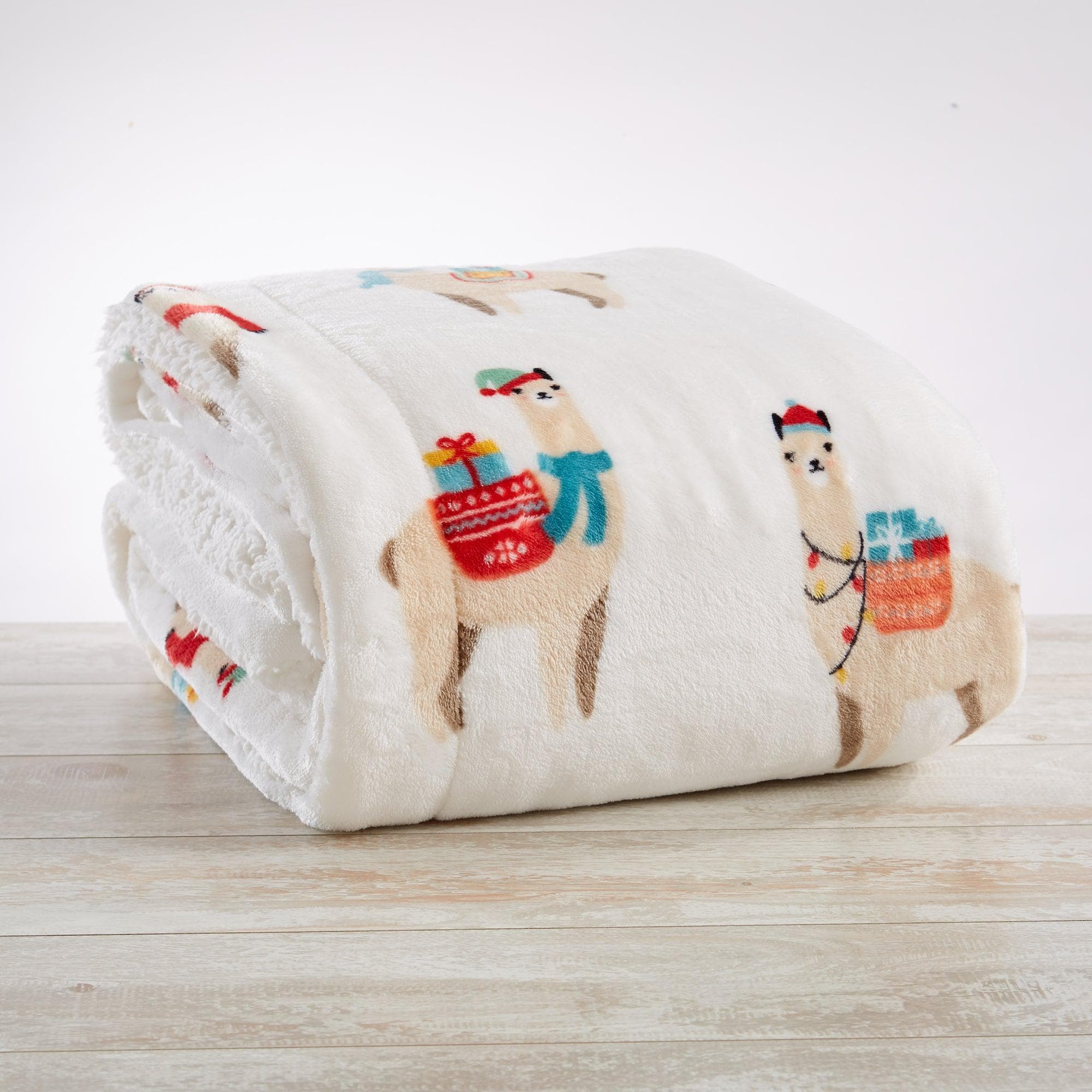 Holiday Sherpa Throw - Esmay Collection - Best Buy Furniture
