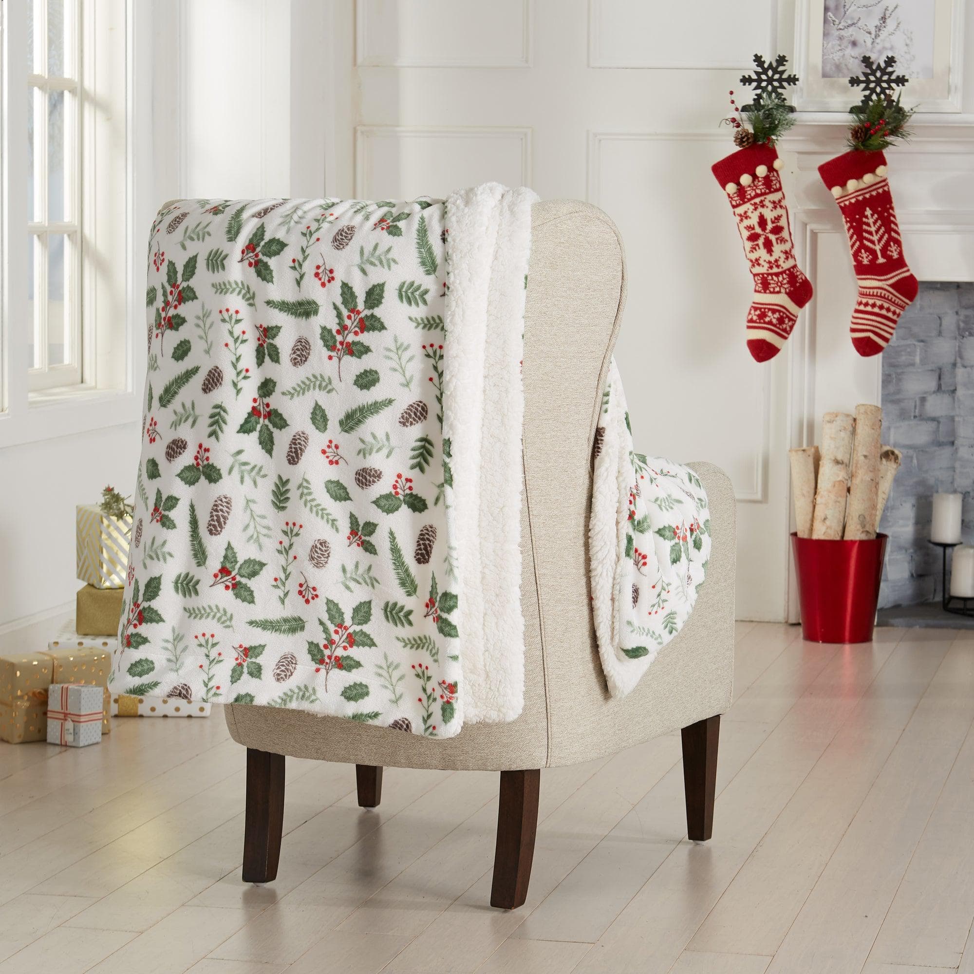 Holiday Sherpa Throw - Esmay Collection - Best Buy Furniture