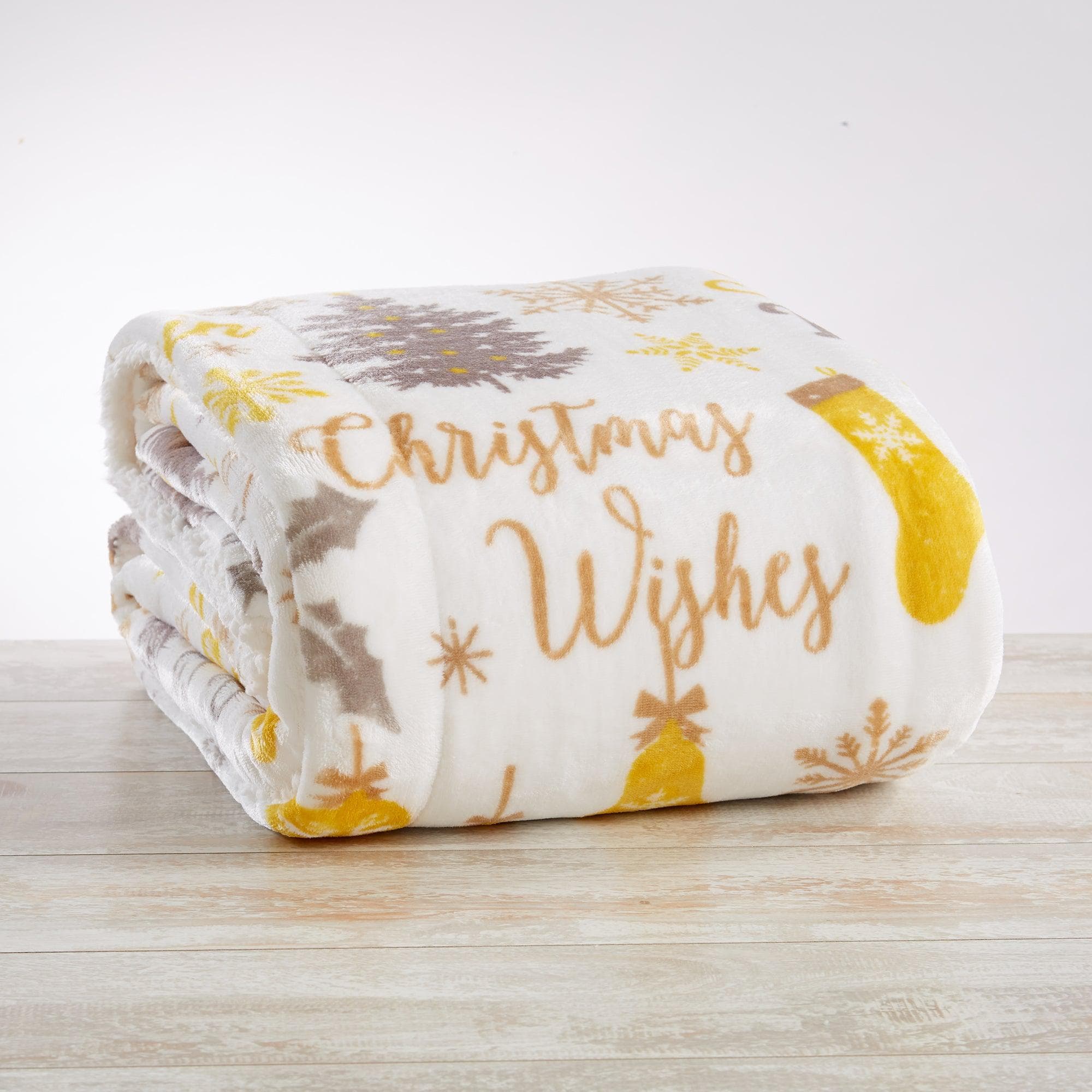 Holiday Sherpa Throw - Esmay Collection - Best Buy Furniture