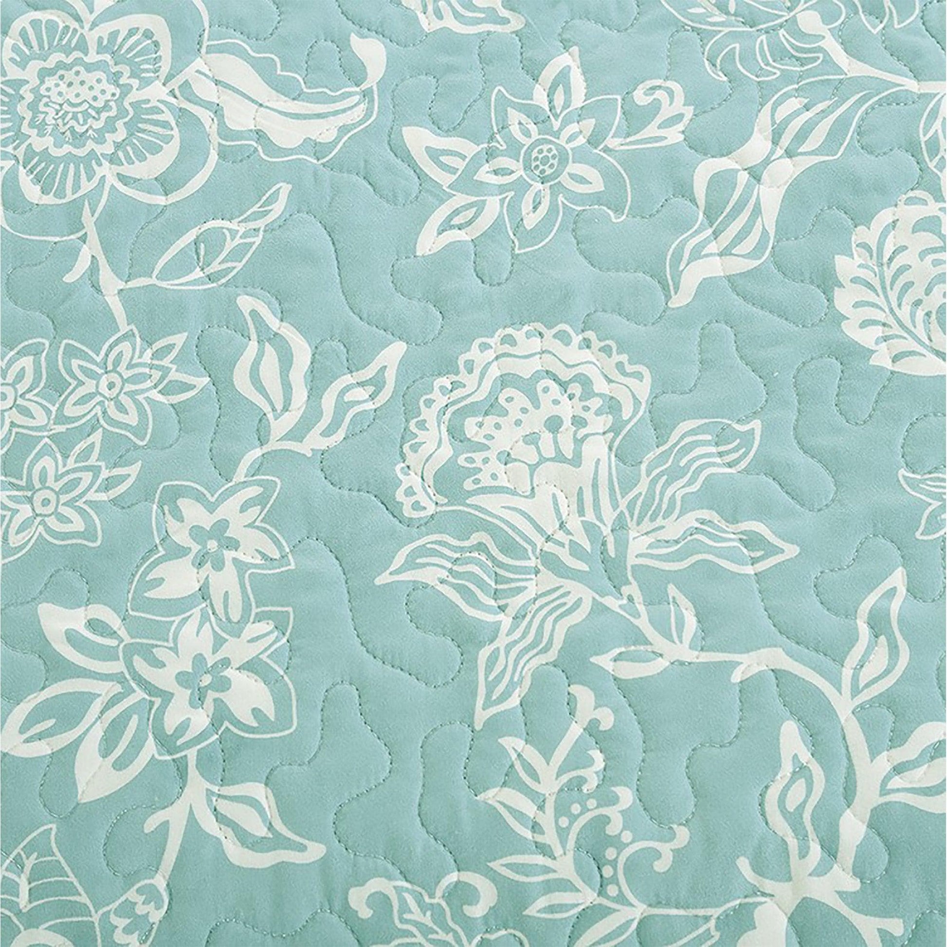 3-Piece Floral Quilt - Emma Collection - Best Buy Furniture