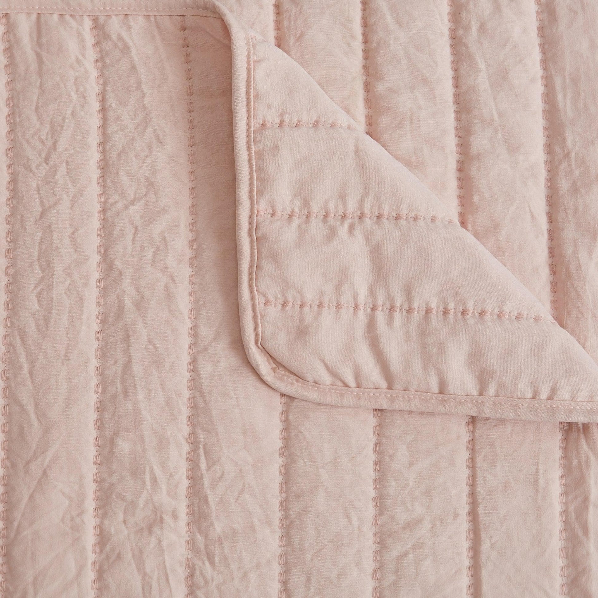 3-Piece Solid Striped Quilt - Virginia Collection - Best Buy Furniture