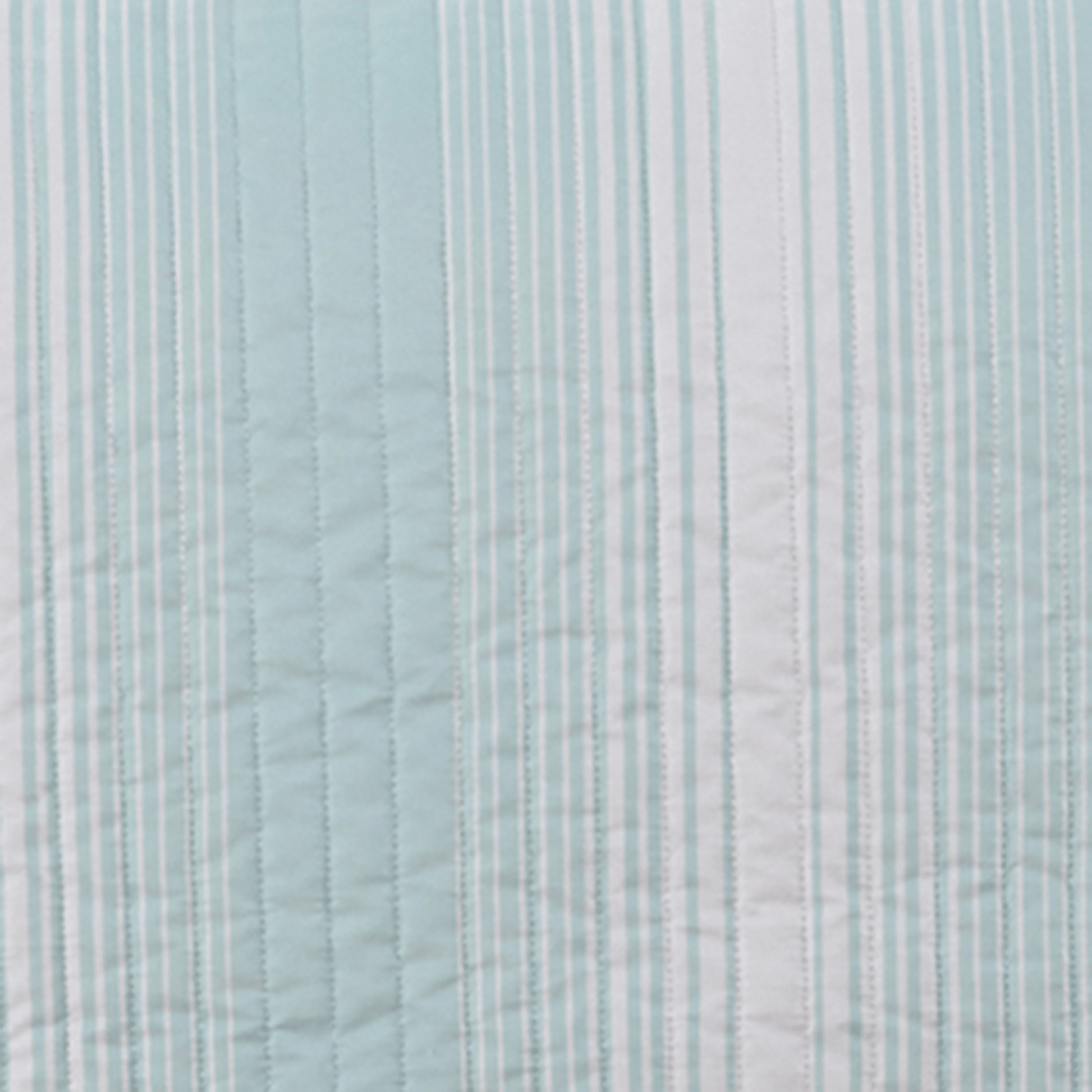 Everette Collection 3 Piece Ombre Striped Quilt Set - Best Buy Furniture