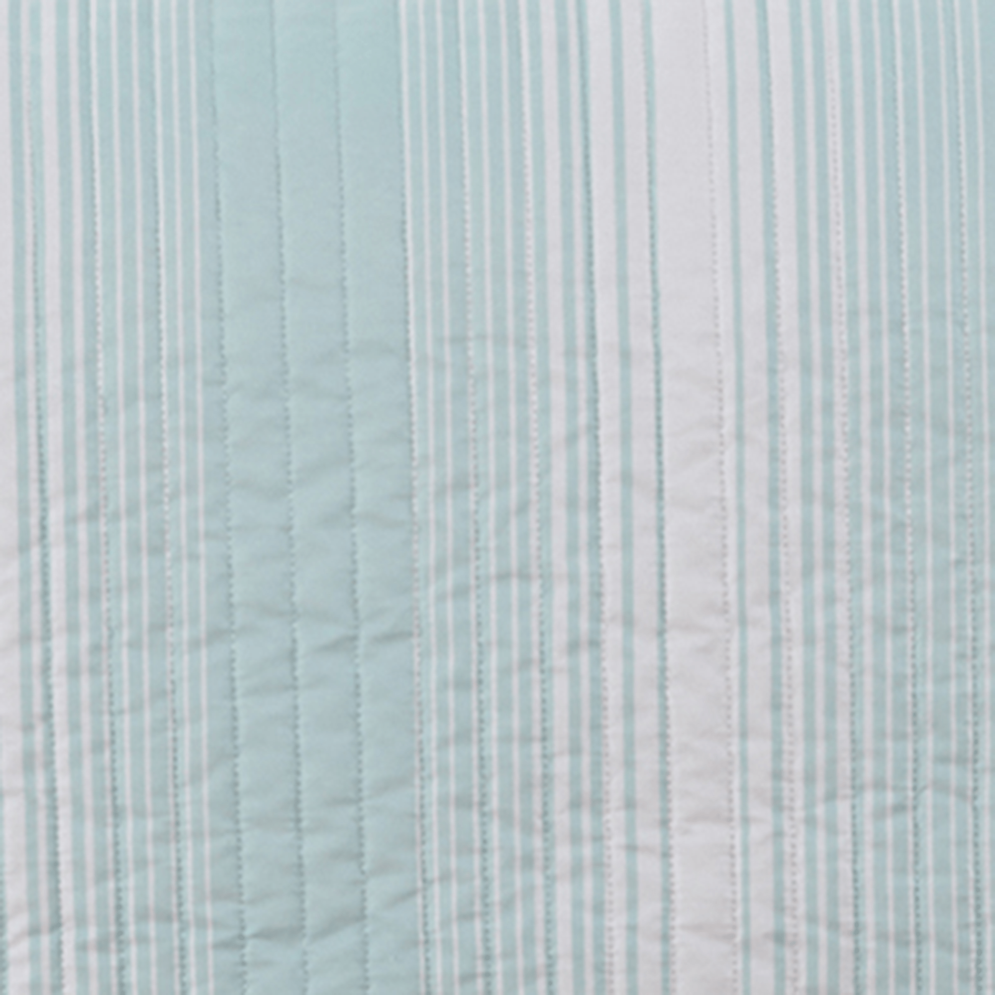 Everette Collection 3 Piece Ombre Striped Quilt Set - Best Buy Furniture