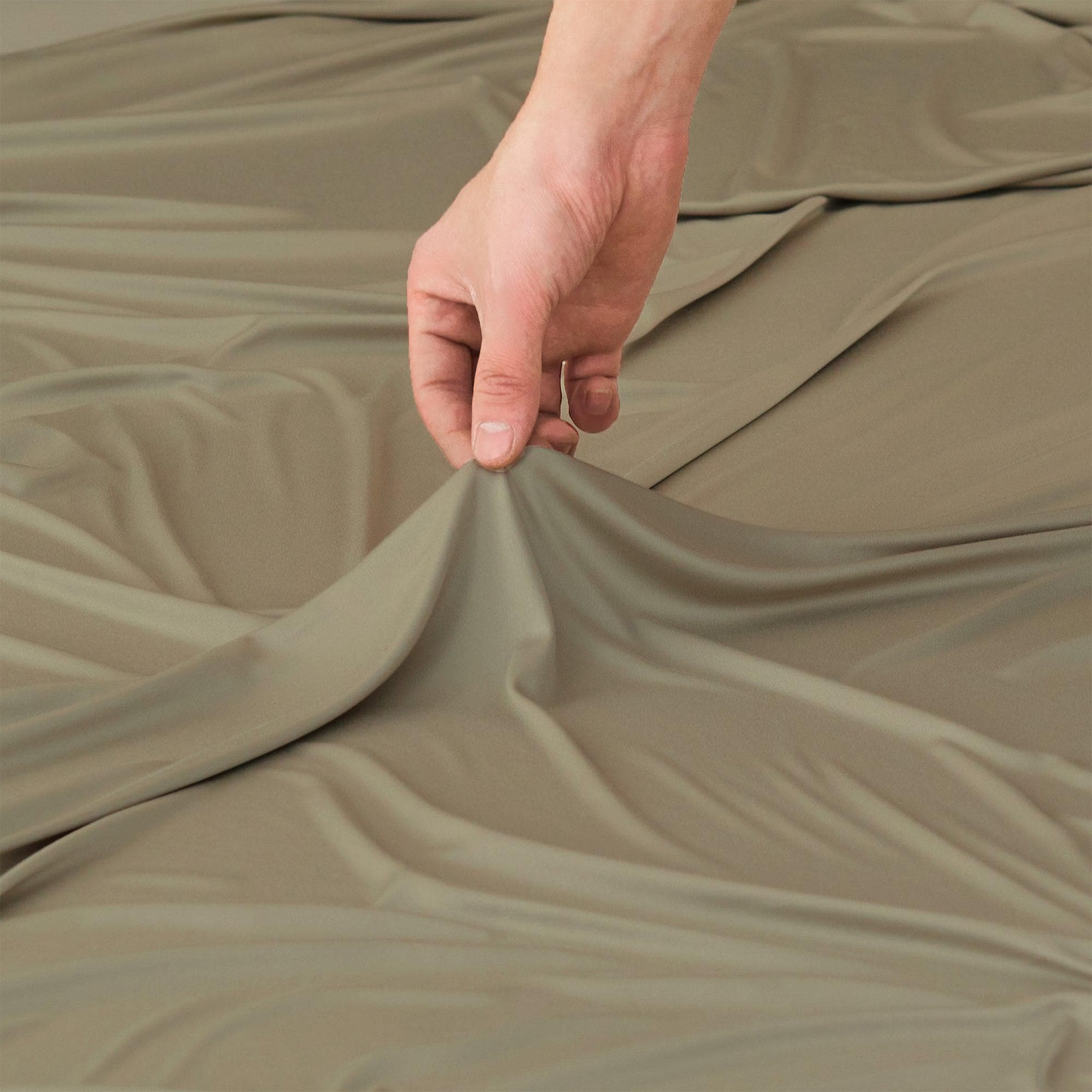 4-Piece Interlock Microfiber Sheet Set - Mackenna Collection - Best Buy Furniture