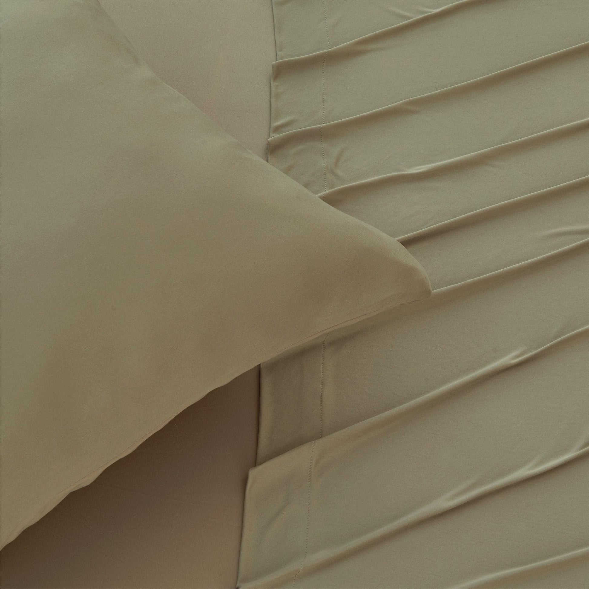 4-Piece Interlock Microfiber Sheet Set - Mackenna Collection - Best Buy Furniture